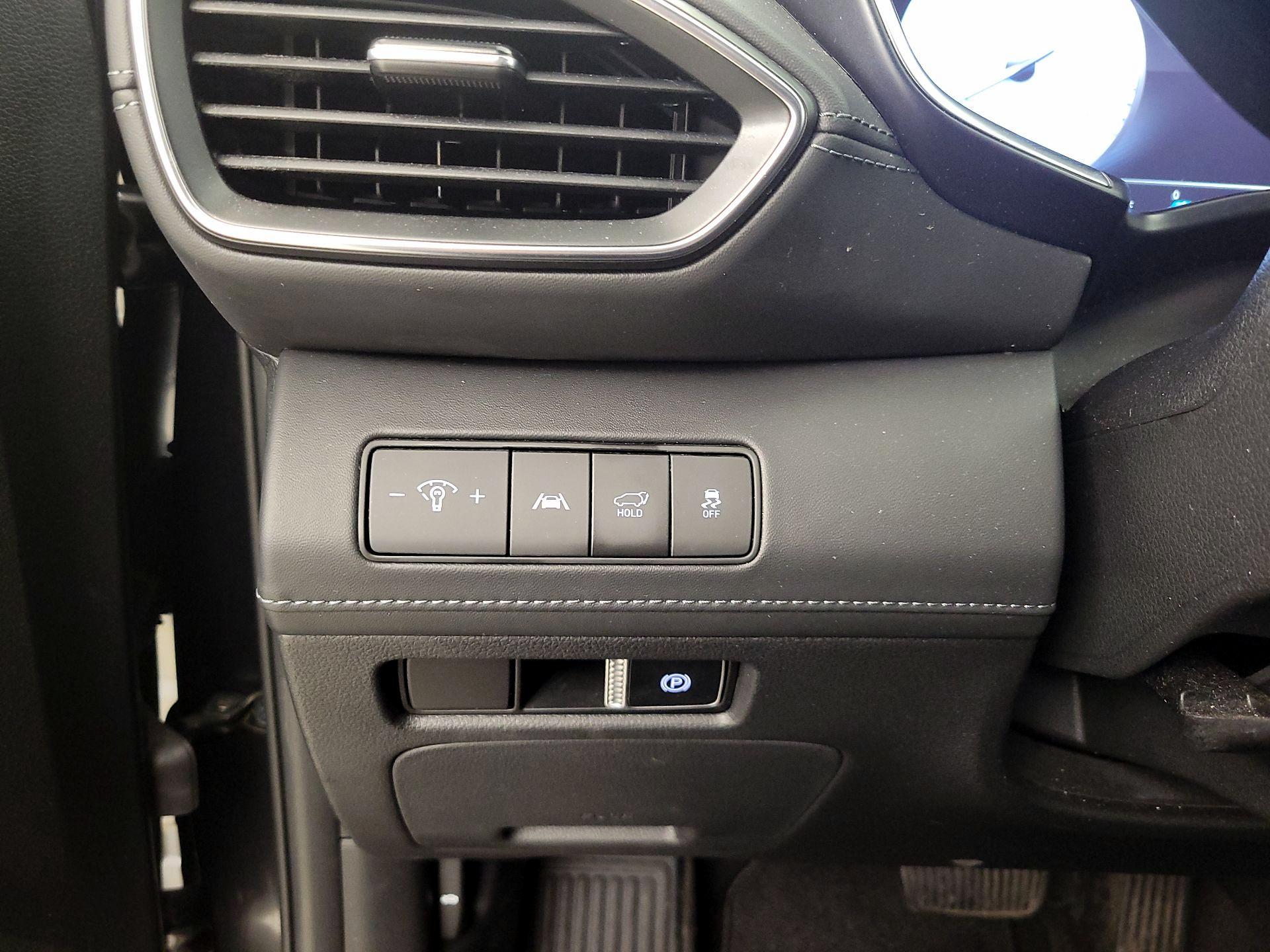 Thumbnail: 2023 Hyundai Santa Fe - 13