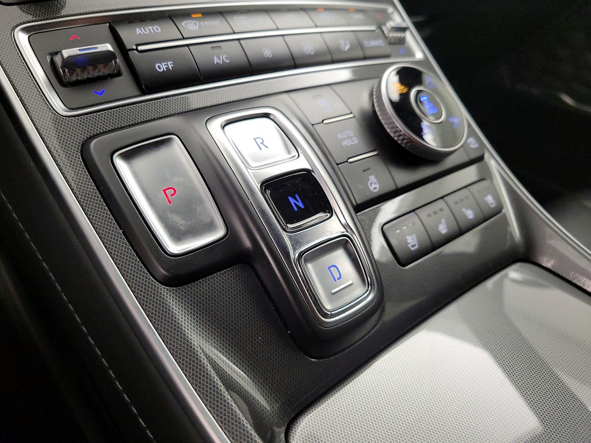 Thumbnail: 2023 Hyundai Santa Fe - 18