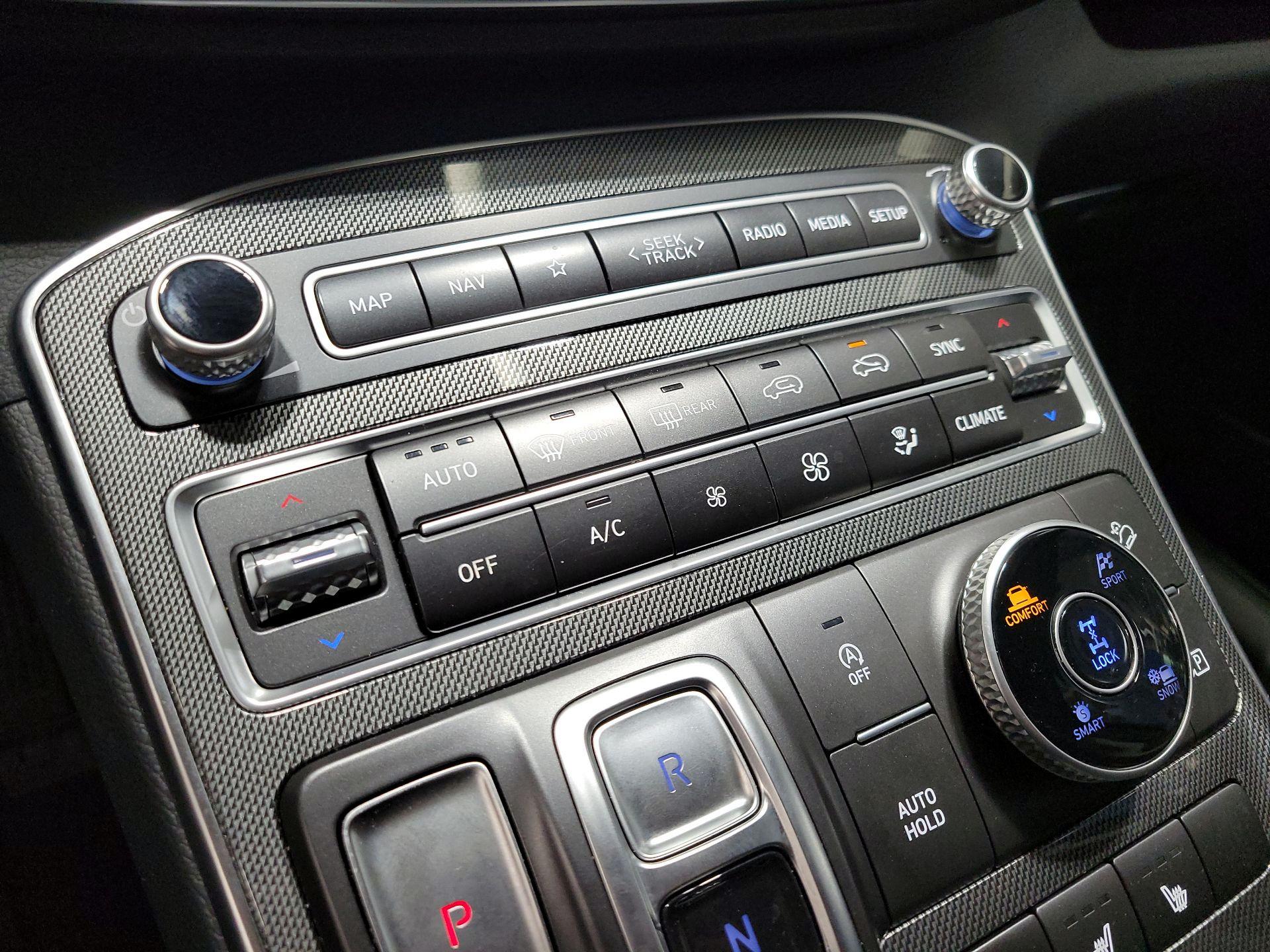 Thumbnail: 2023 Hyundai Santa Fe - 17