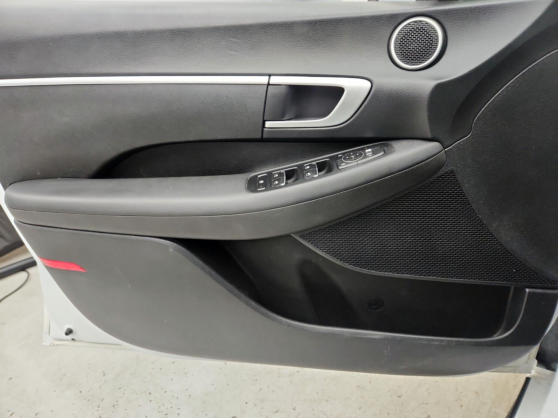 Thumbnail: 2021 Hyundai Sonata - 13