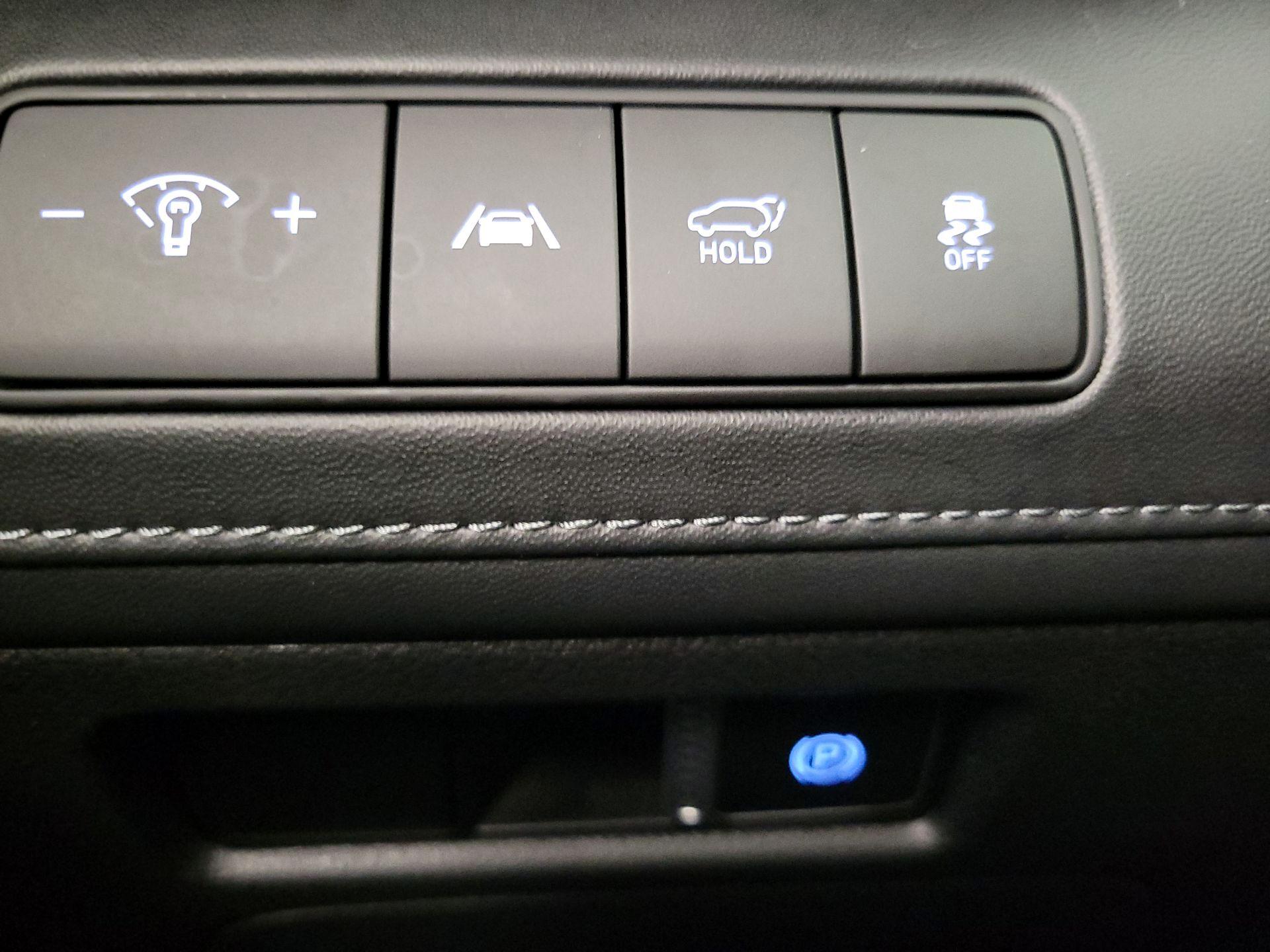 Thumbnail: 2023 Hyundai Santa Fe - 13