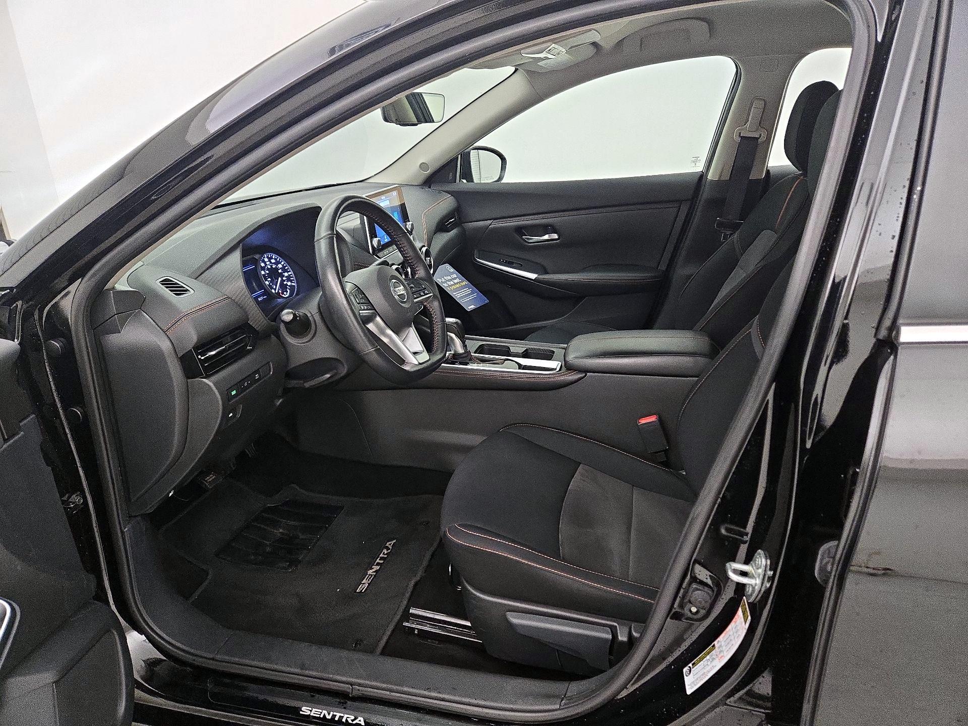 Thumbnail: 2022 Nissan Sentra - 11