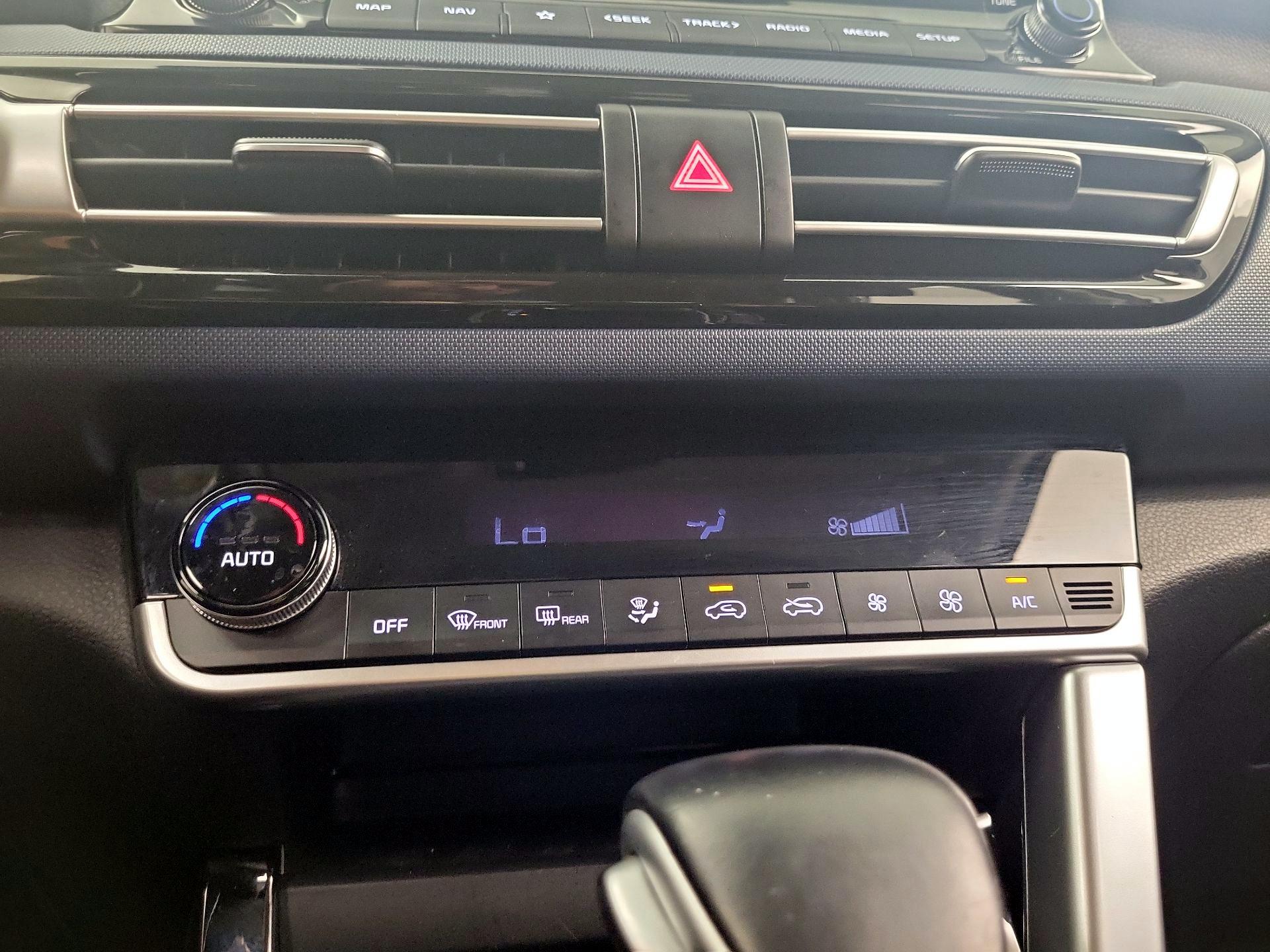 Thumbnail: 2023 Kia Seltos - 15