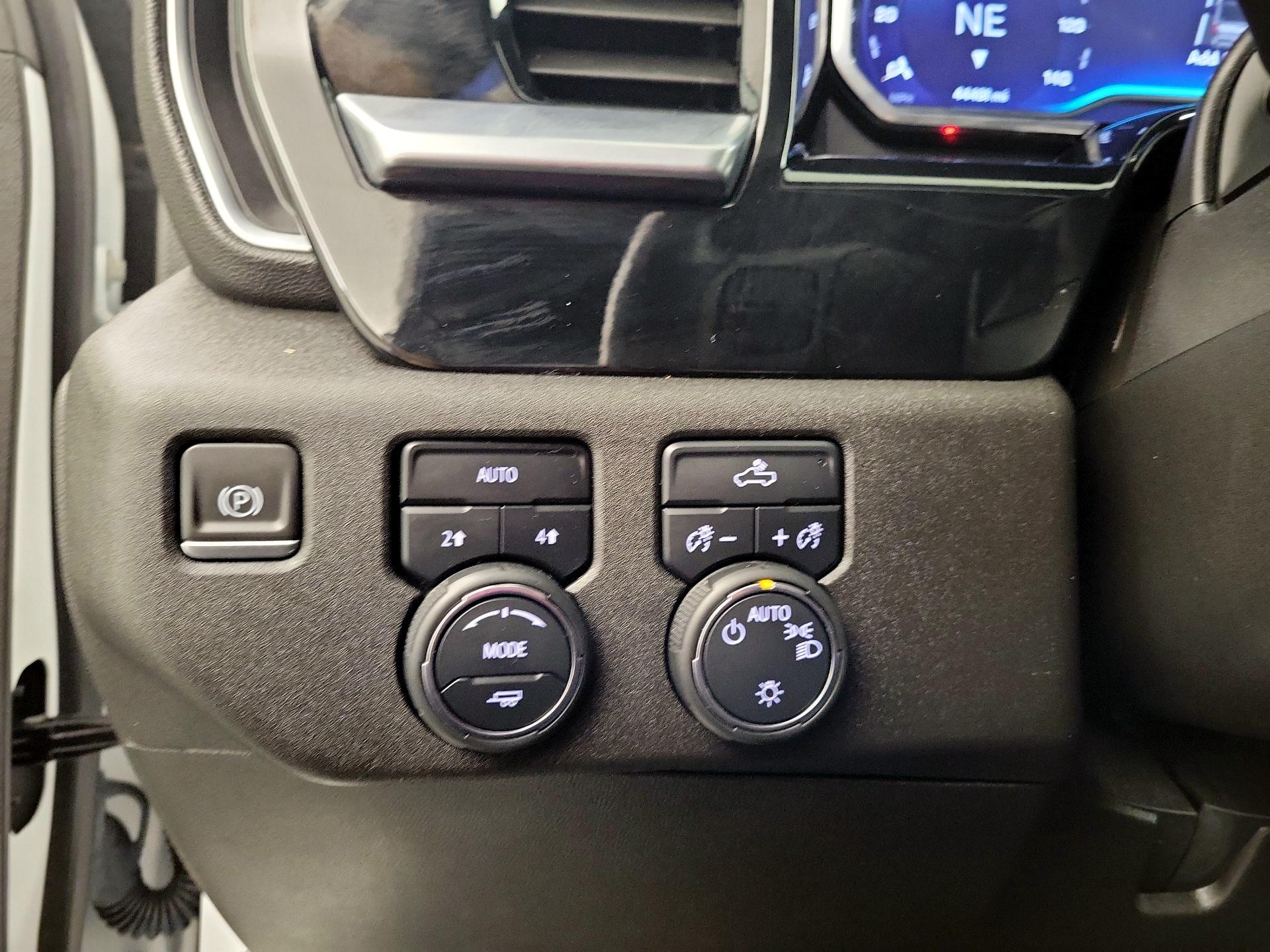 Thumbnail: 2022 Chevrolet Silverado 1500 - 11