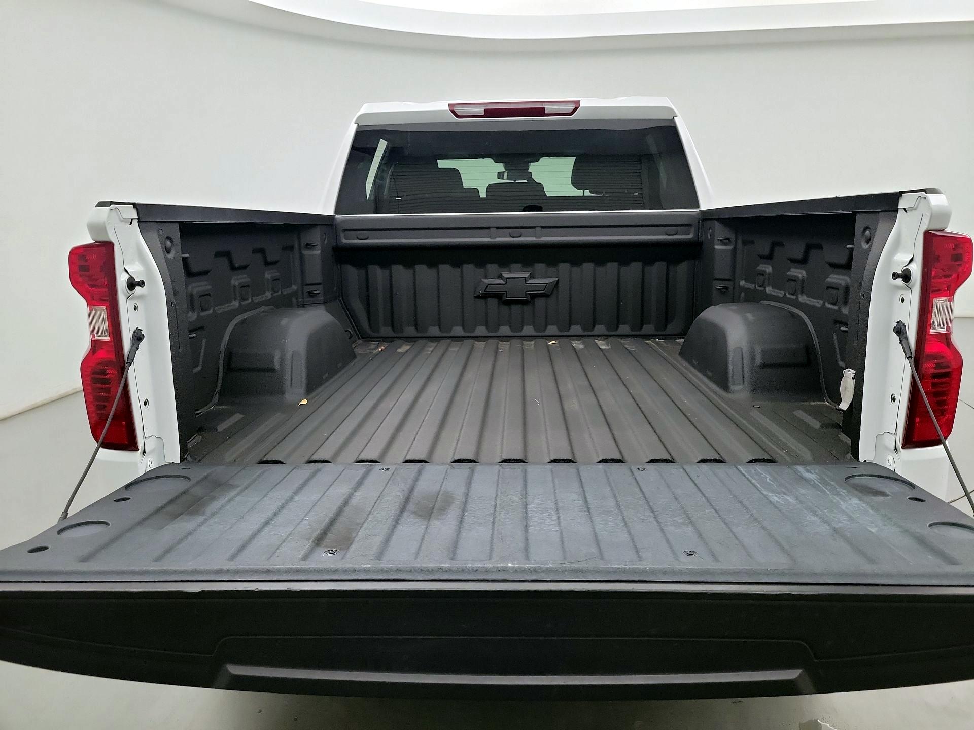 Thumbnail: 2022 Chevrolet Silverado 1500 - 18