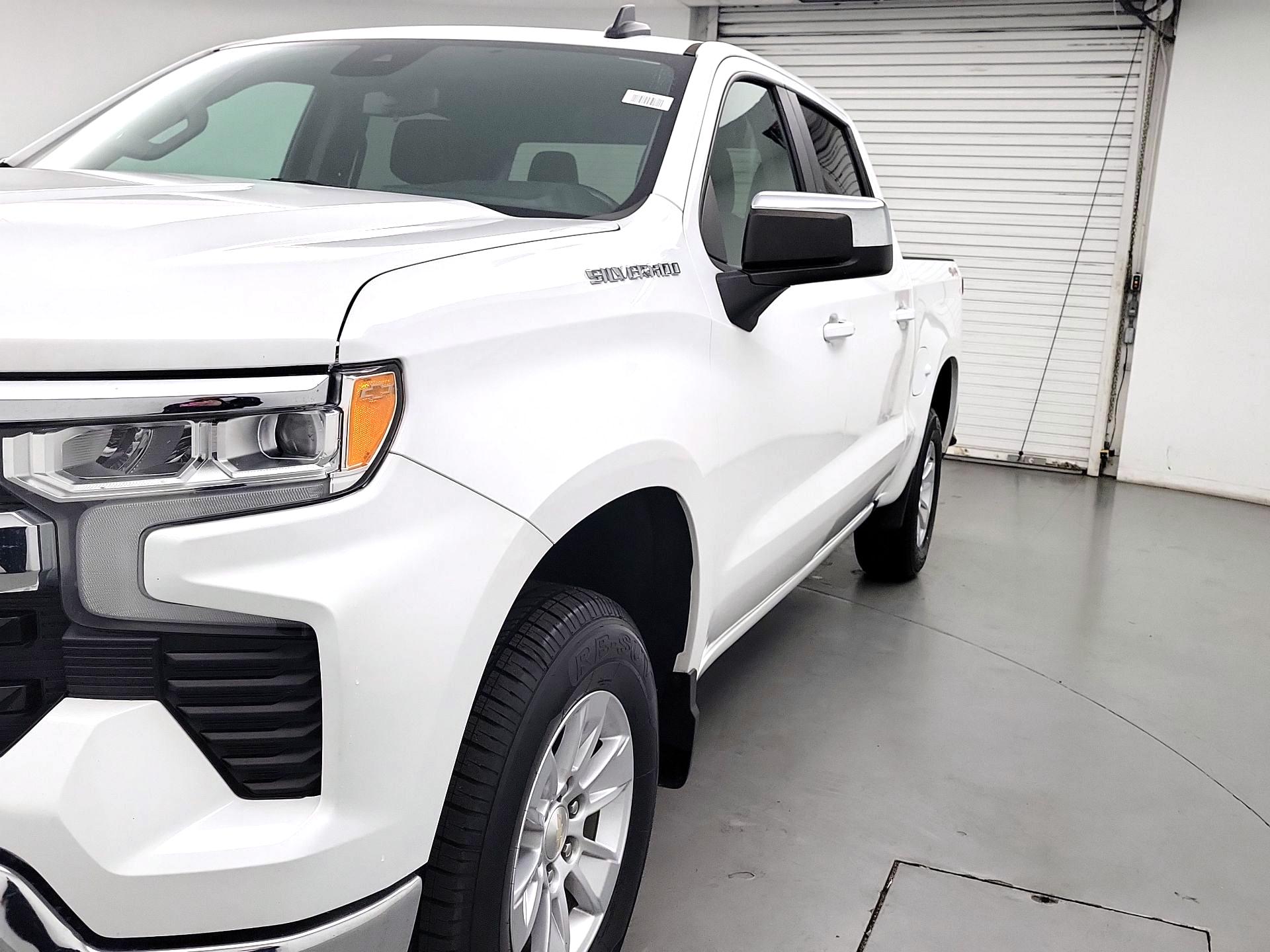 Thumbnail: 2022 Chevrolet Silverado 1500 - 3