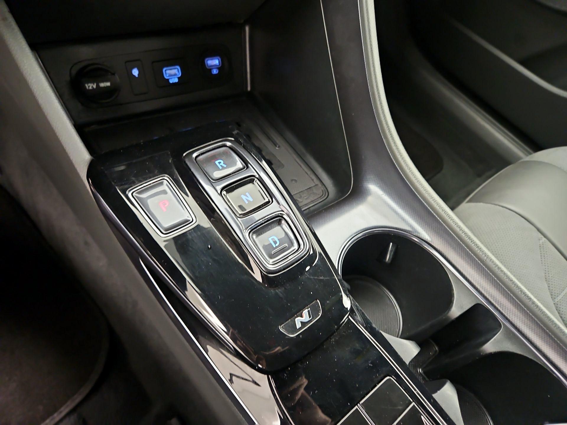 Thumbnail: 2022 Hyundai Sonata - 17