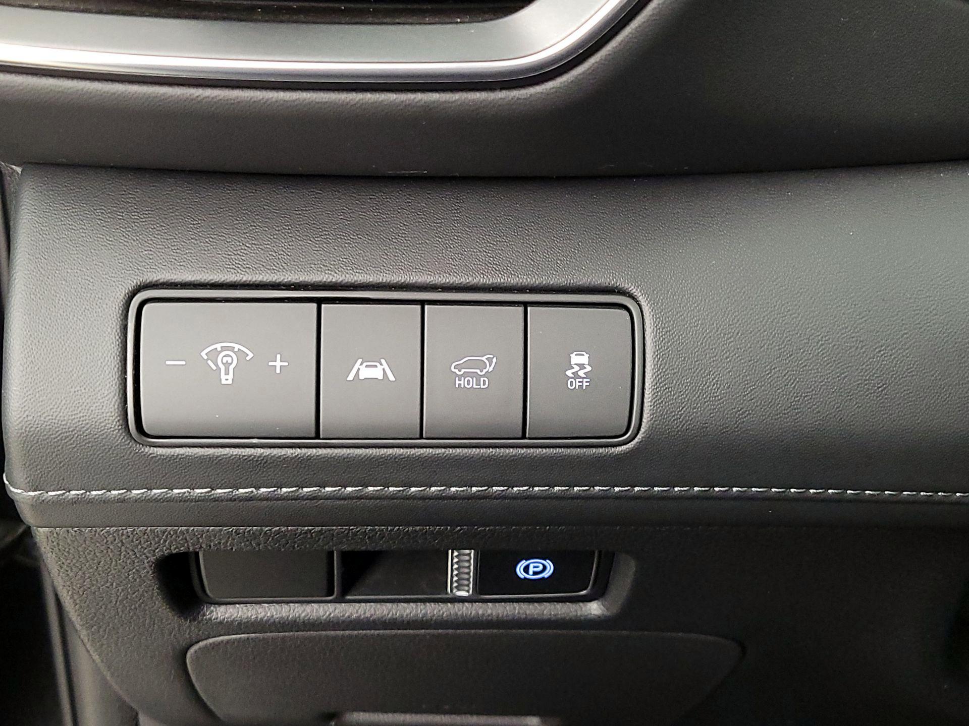 Thumbnail: 2023 Hyundai Santa Fe - 13