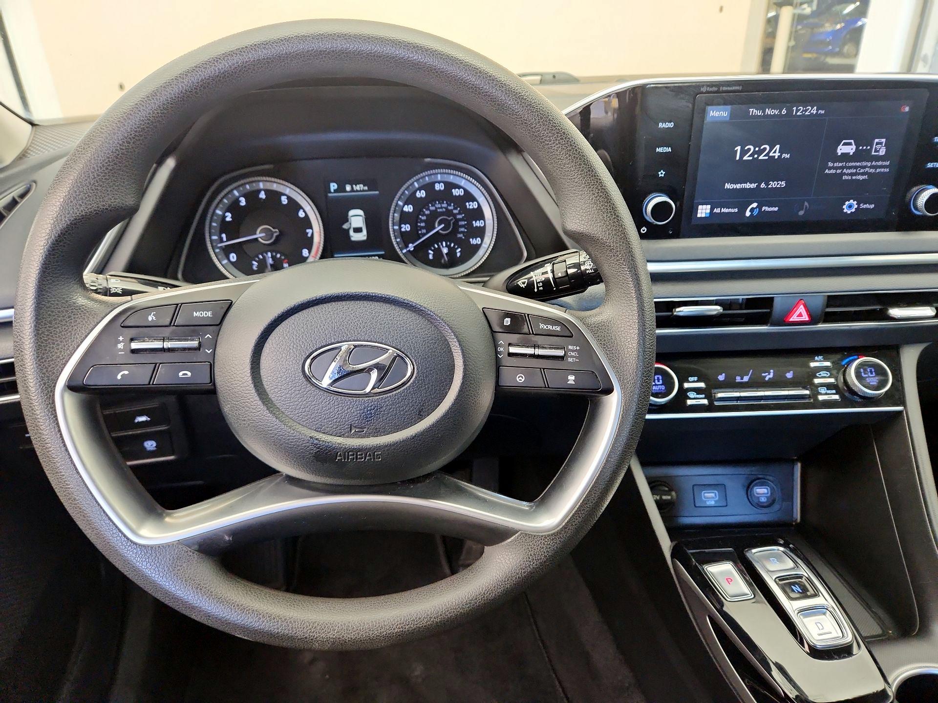 Thumbnail: 2022 Hyundai Sonata - 10