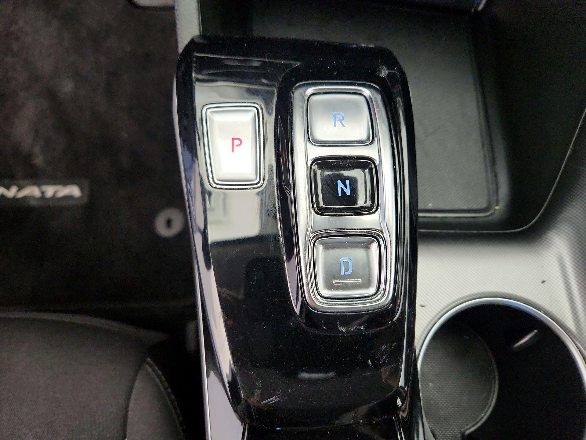 Thumbnail: 2022 Hyundai Sonata - 17