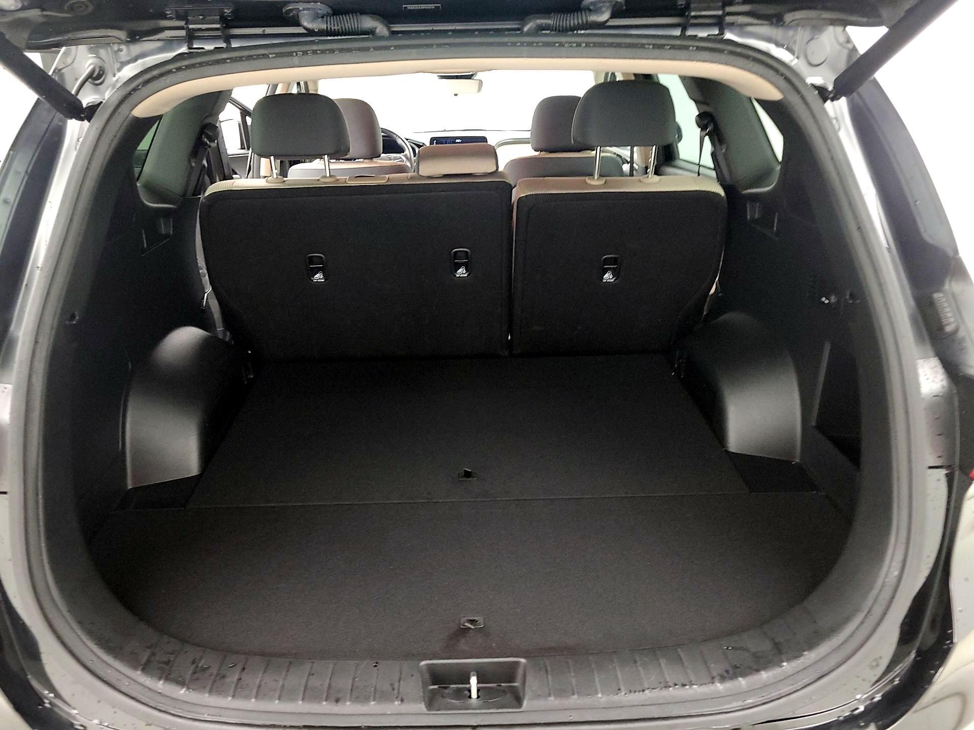 Thumbnail: 2023 Hyundai Santa Fe - 20