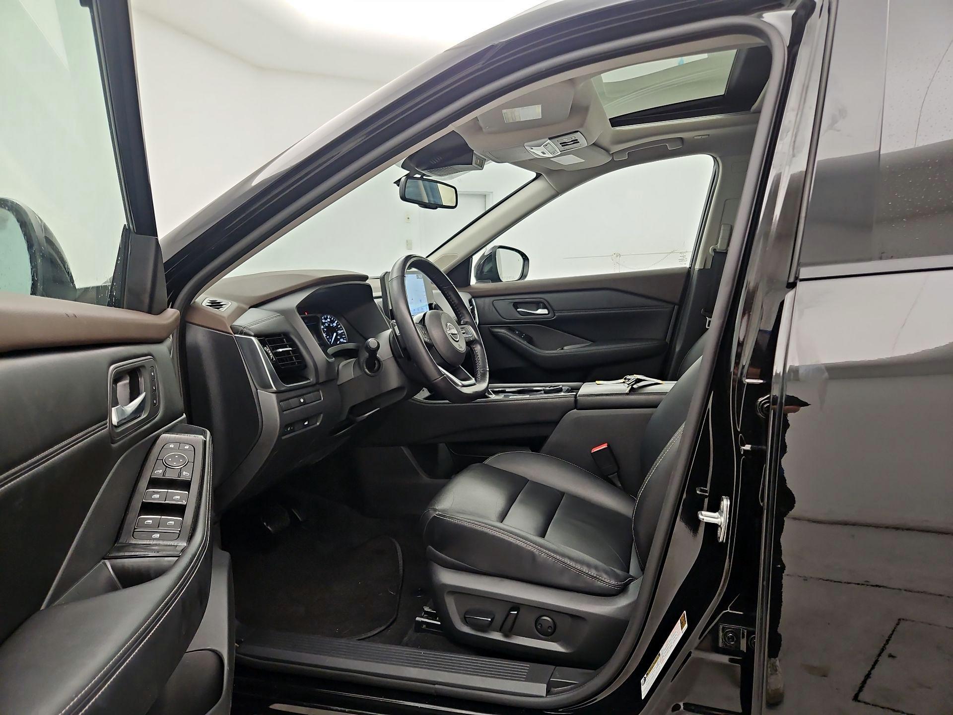 Thumbnail: 2023 Nissan Rogue - 11