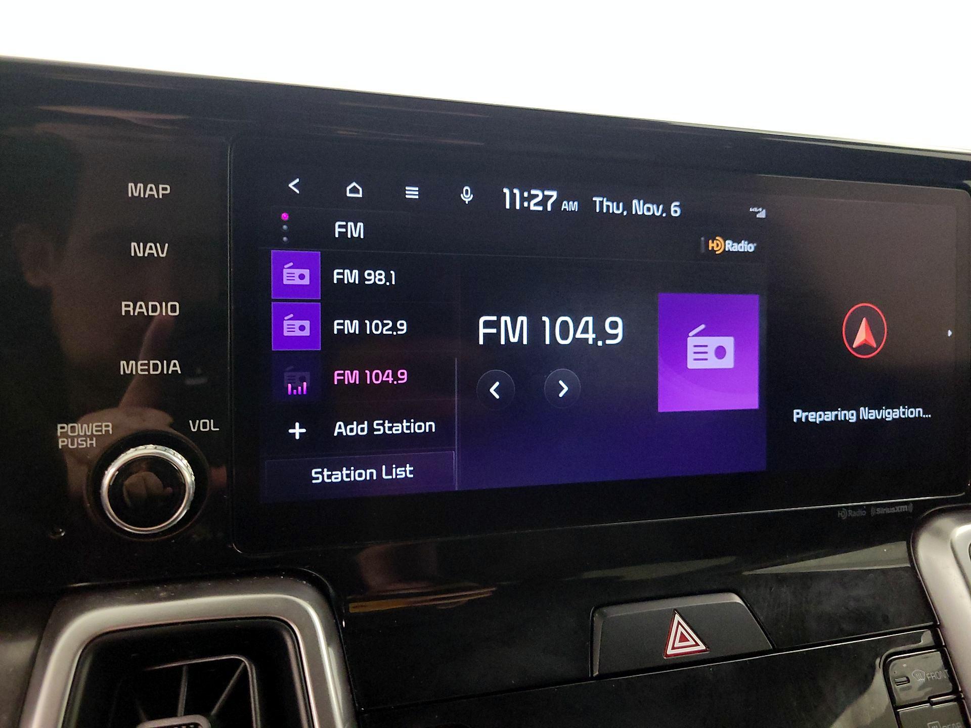 Thumbnail: 2022 Kia Sorento - 16