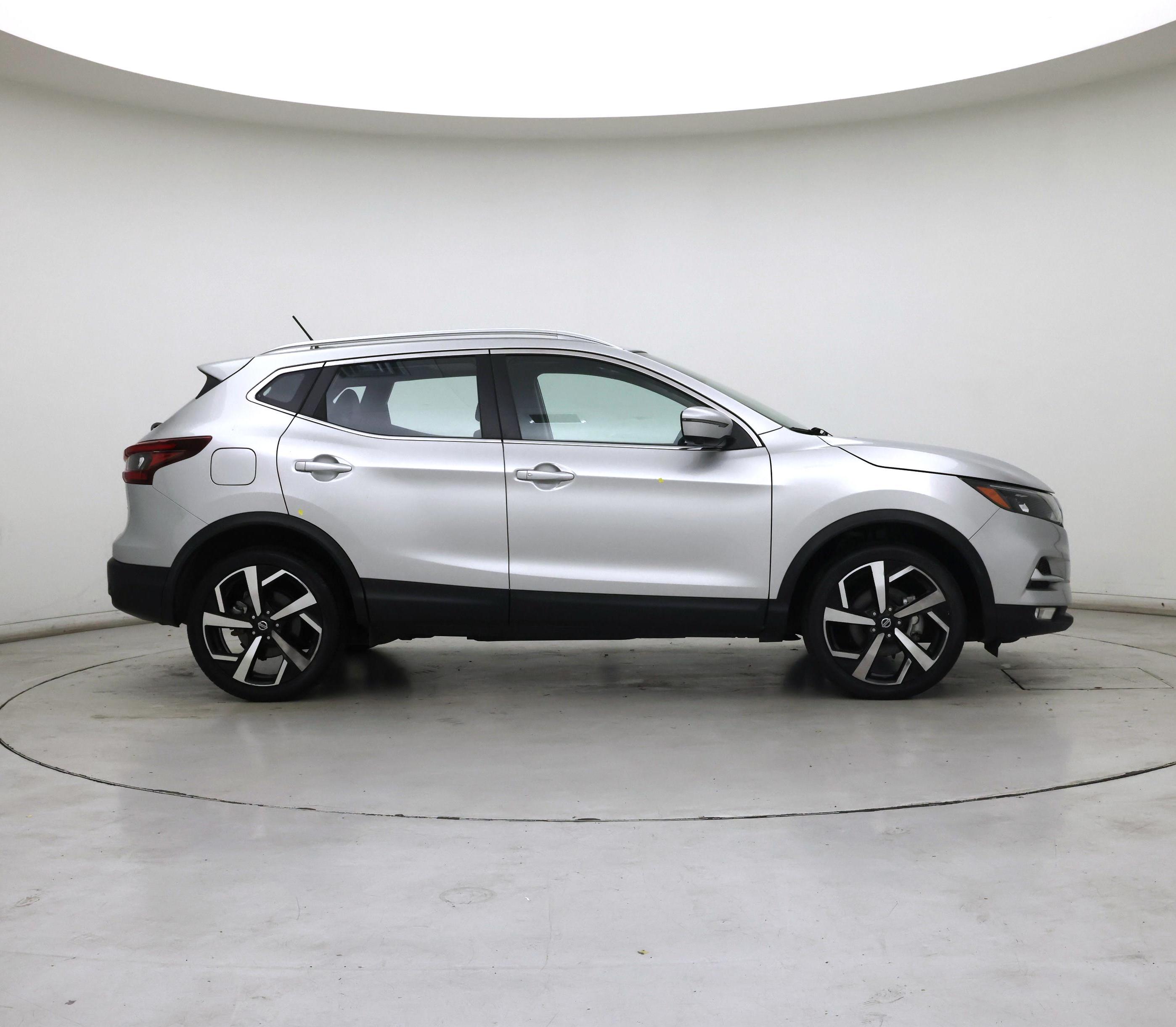 Thumbnail: 2022 Nissan Rogue Sport - 7