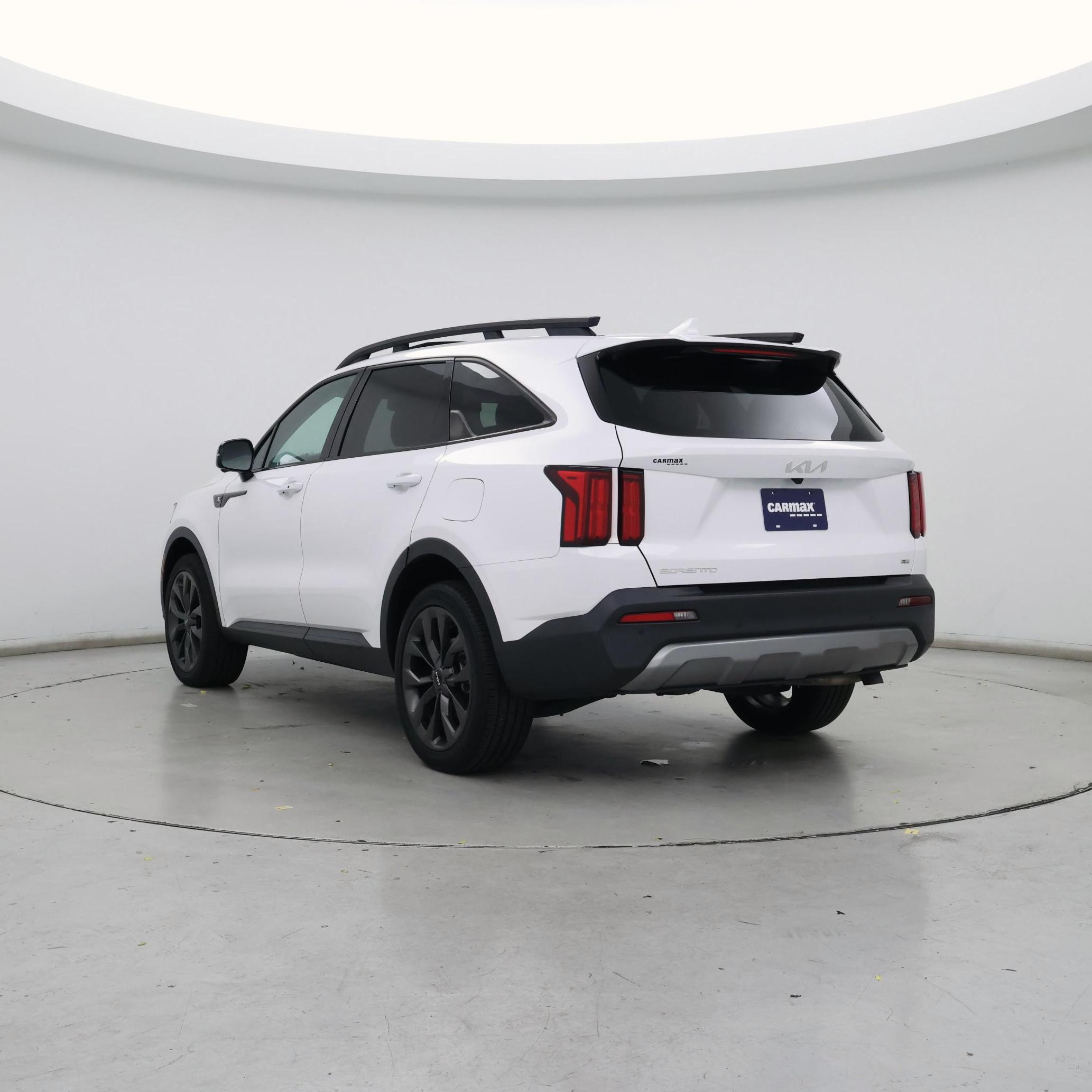 Thumbnail: 2023 Kia Sorento - 2