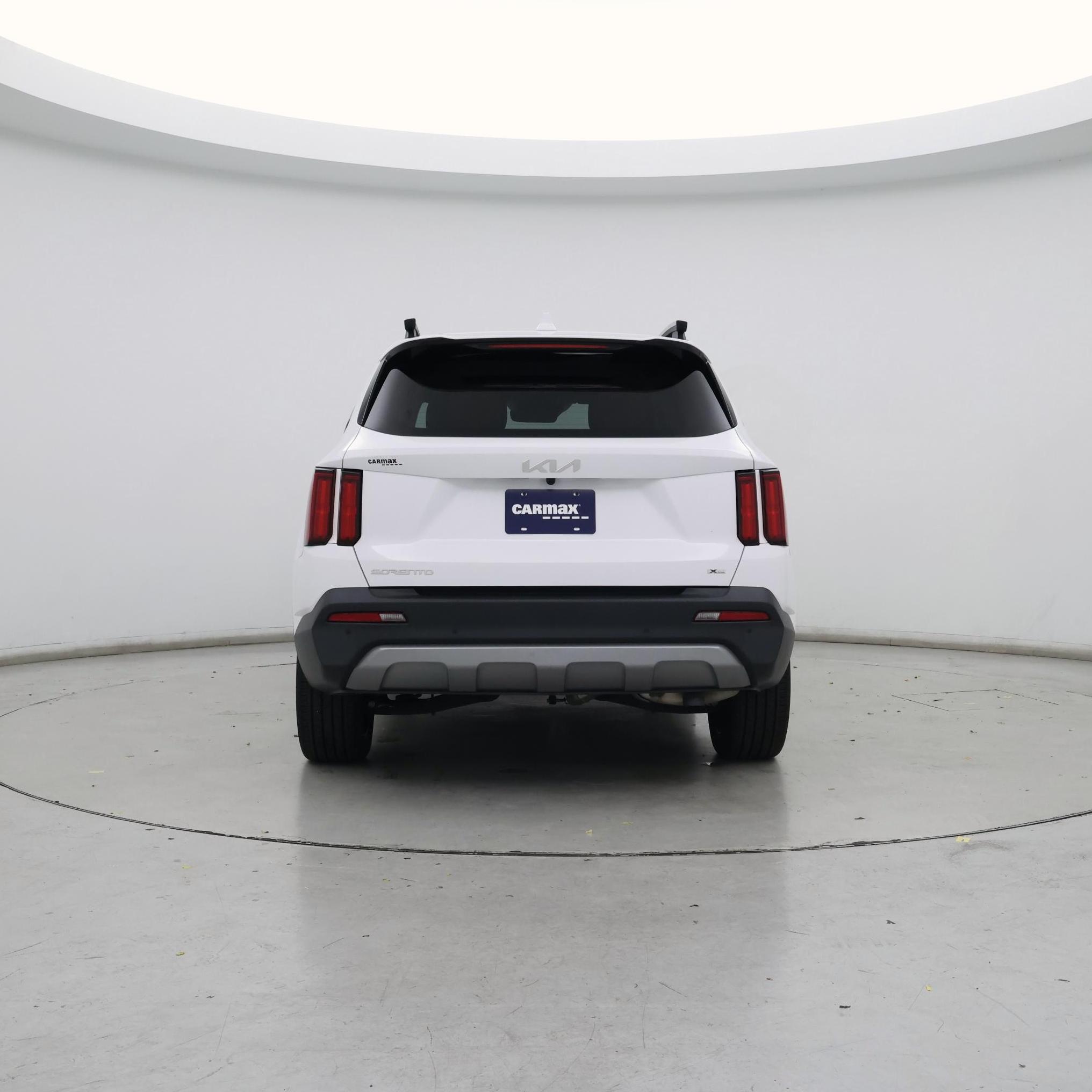 Thumbnail: 2023 Kia Sorento - 6