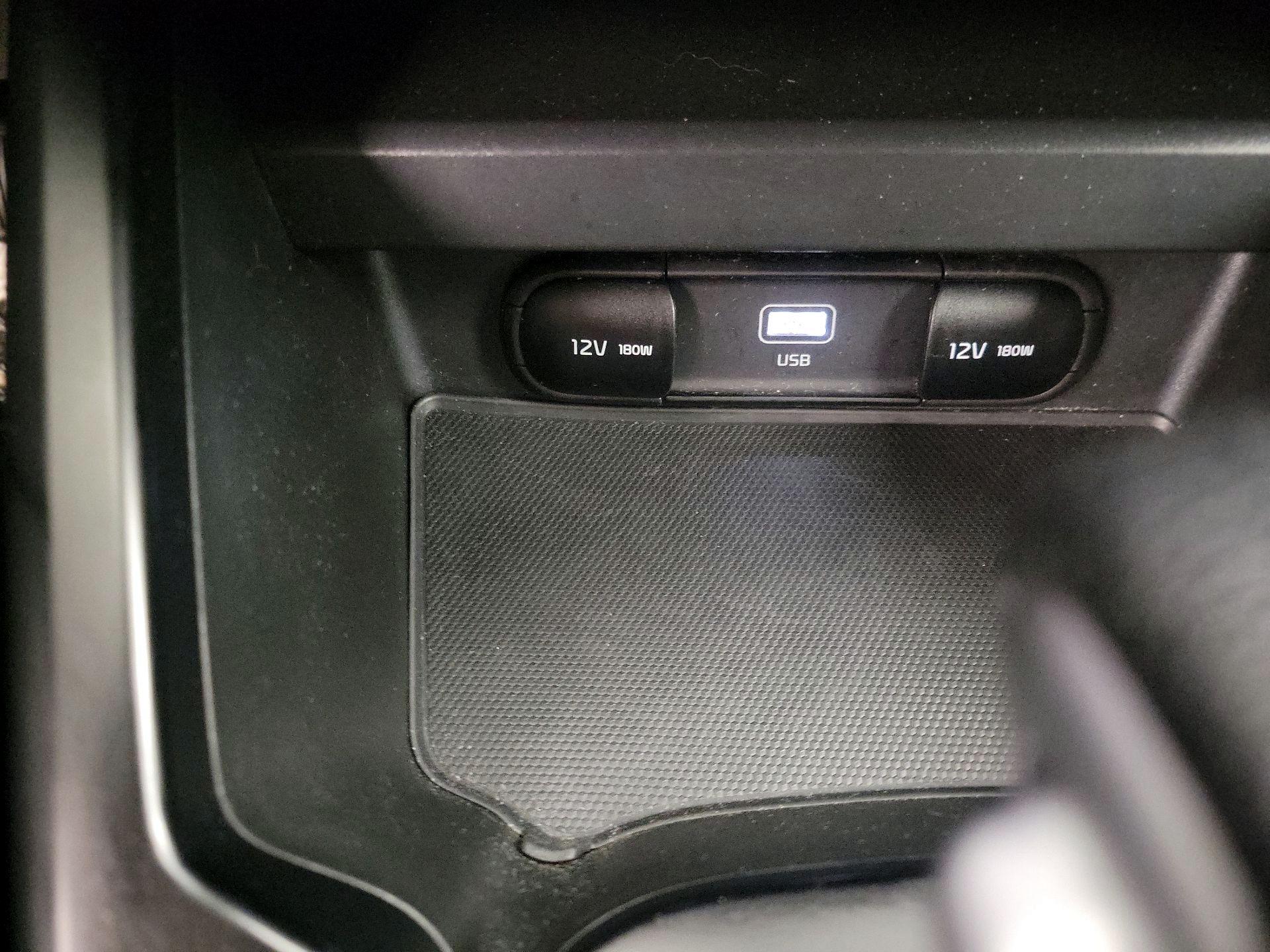 Thumbnail: 2023 Kia Soul - 18