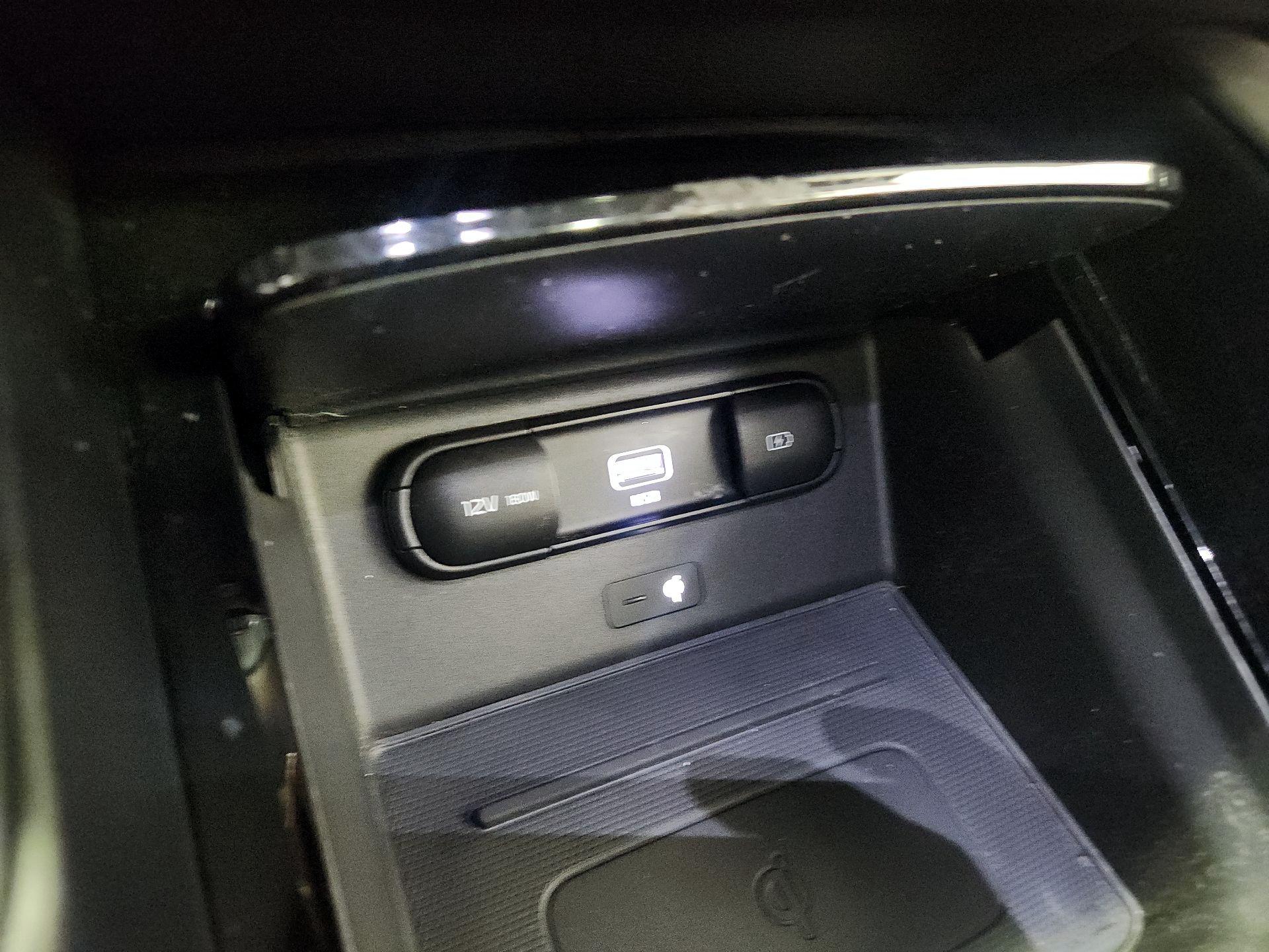 Thumbnail: 2022 Kia Telluride - 19