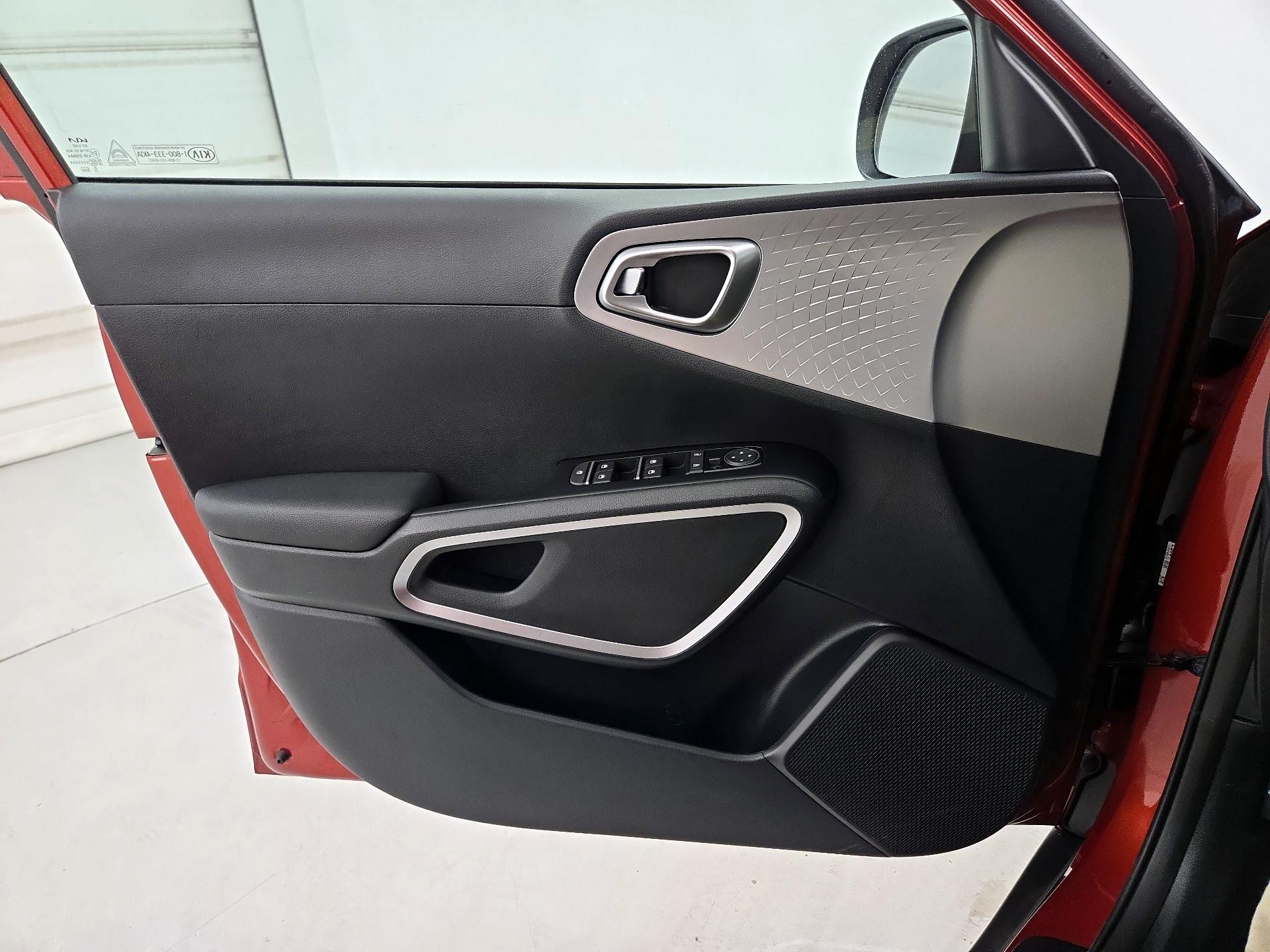 Thumbnail: 2022 Kia Soul - 12