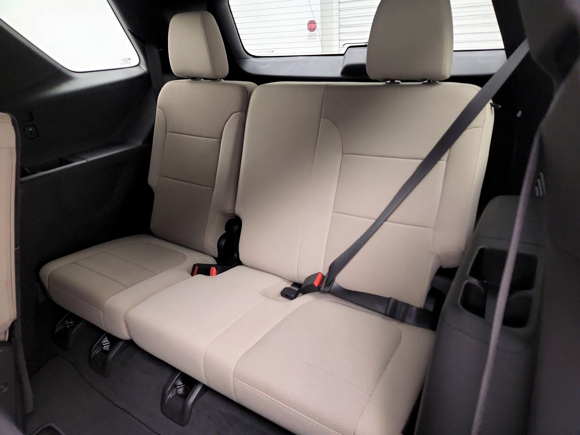 Thumbnail: 2023 Chevrolet Traverse - 18