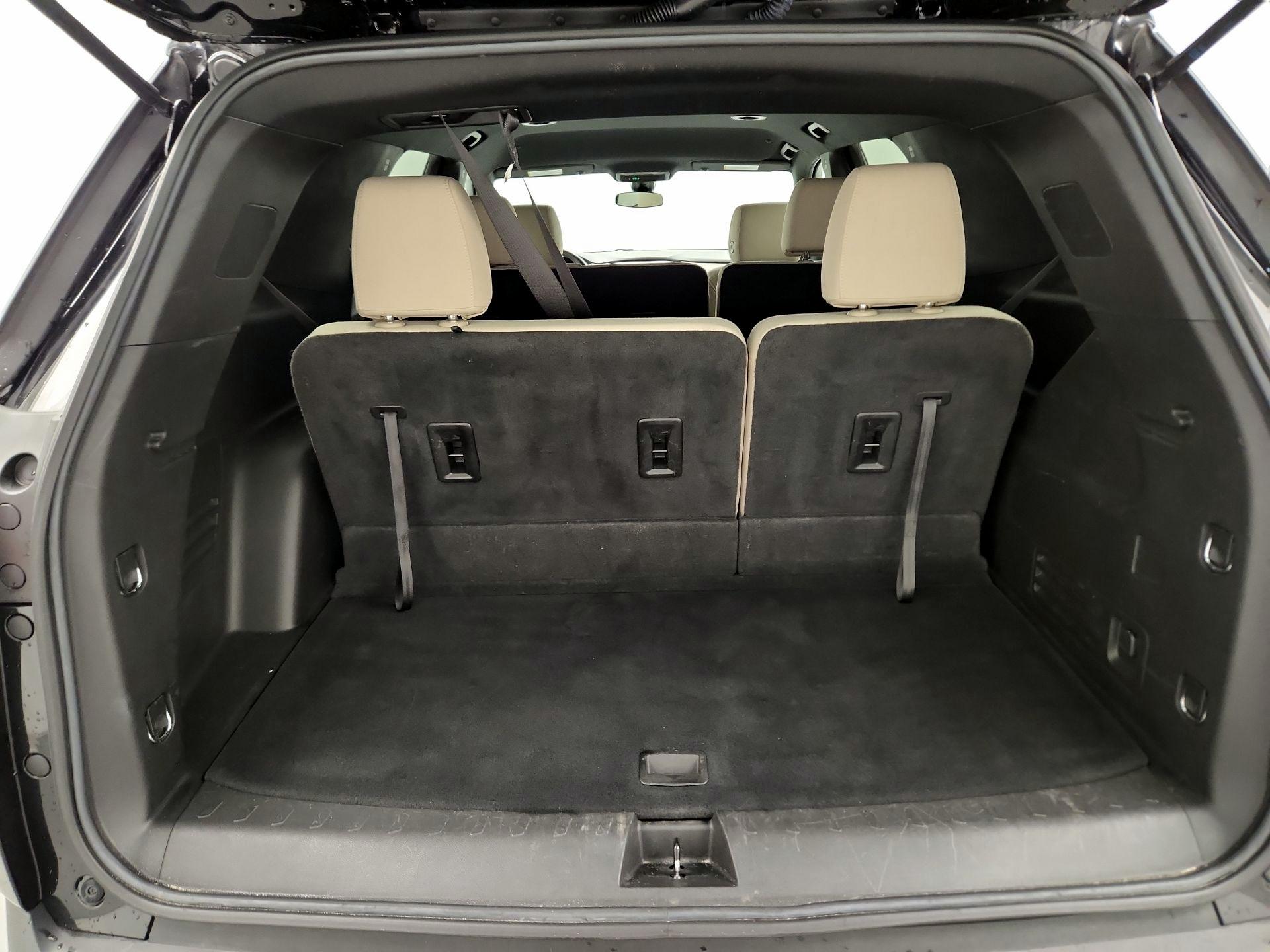 Thumbnail: 2023 Chevrolet Traverse - 19