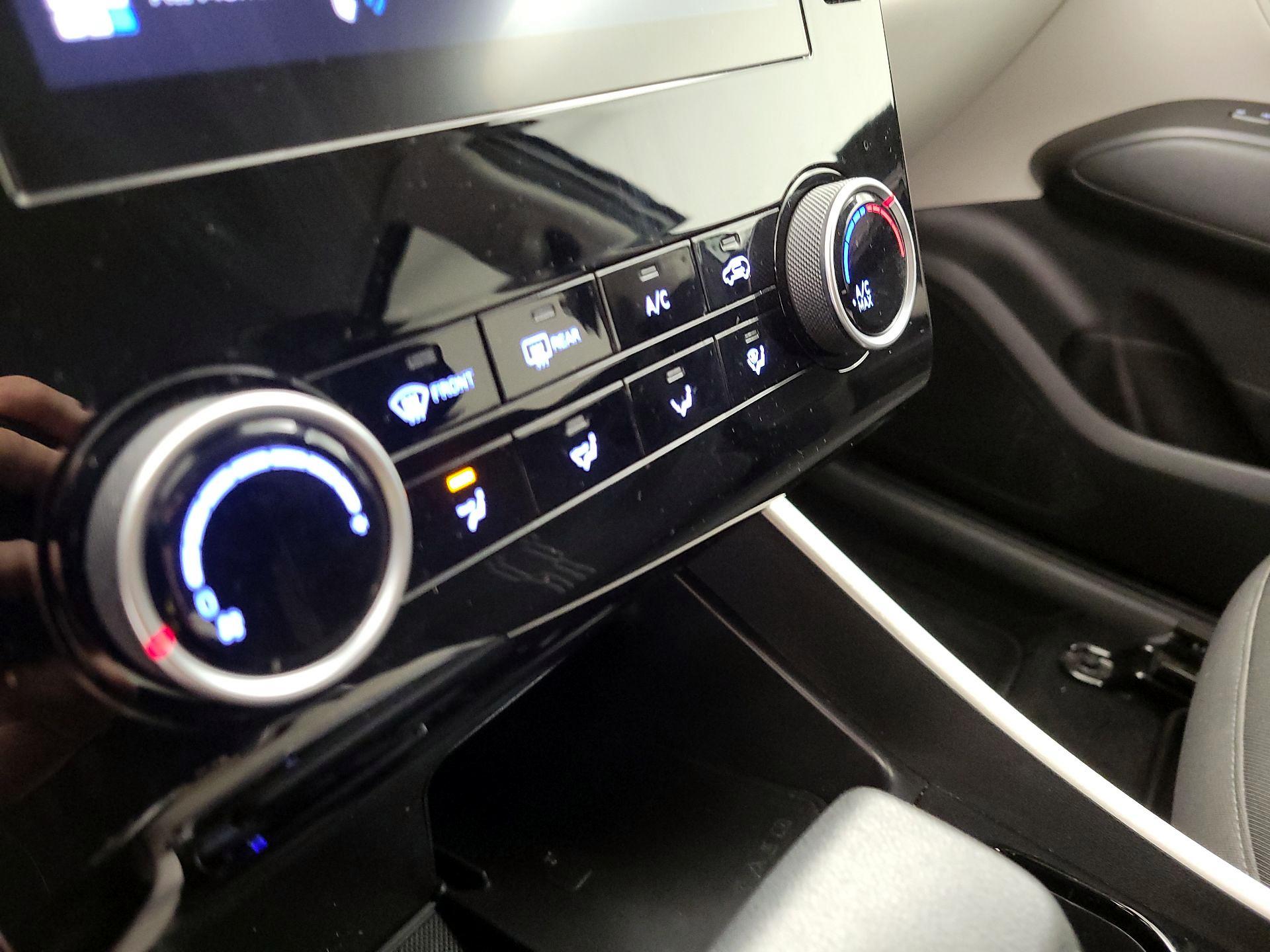 Thumbnail: 2023 Hyundai Tucson - 16