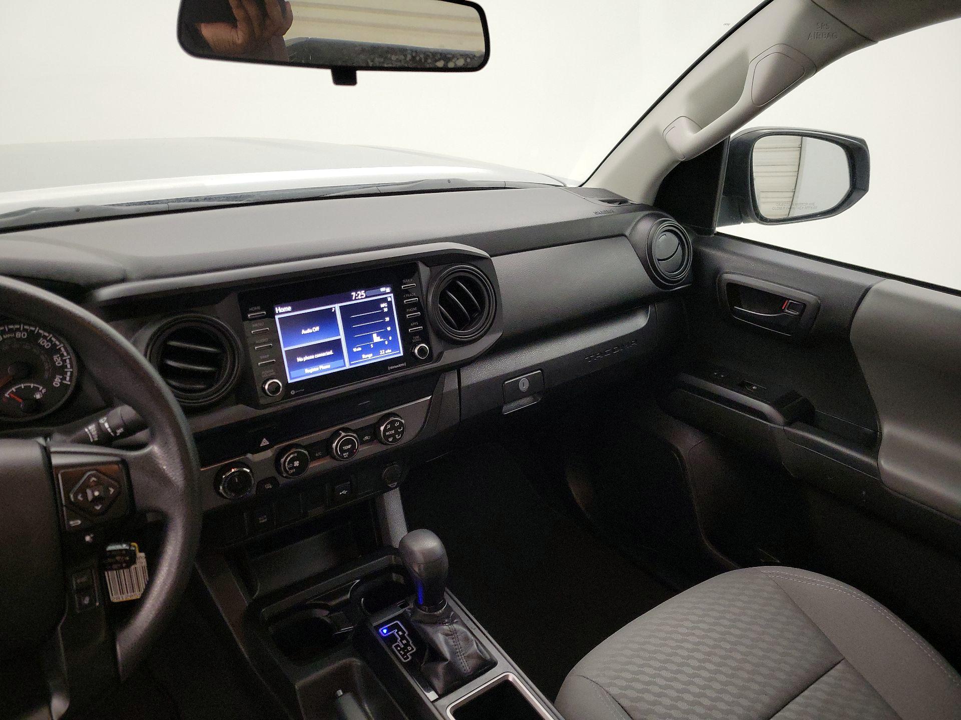 Thumbnail: 2022 Toyota Tacoma - 9