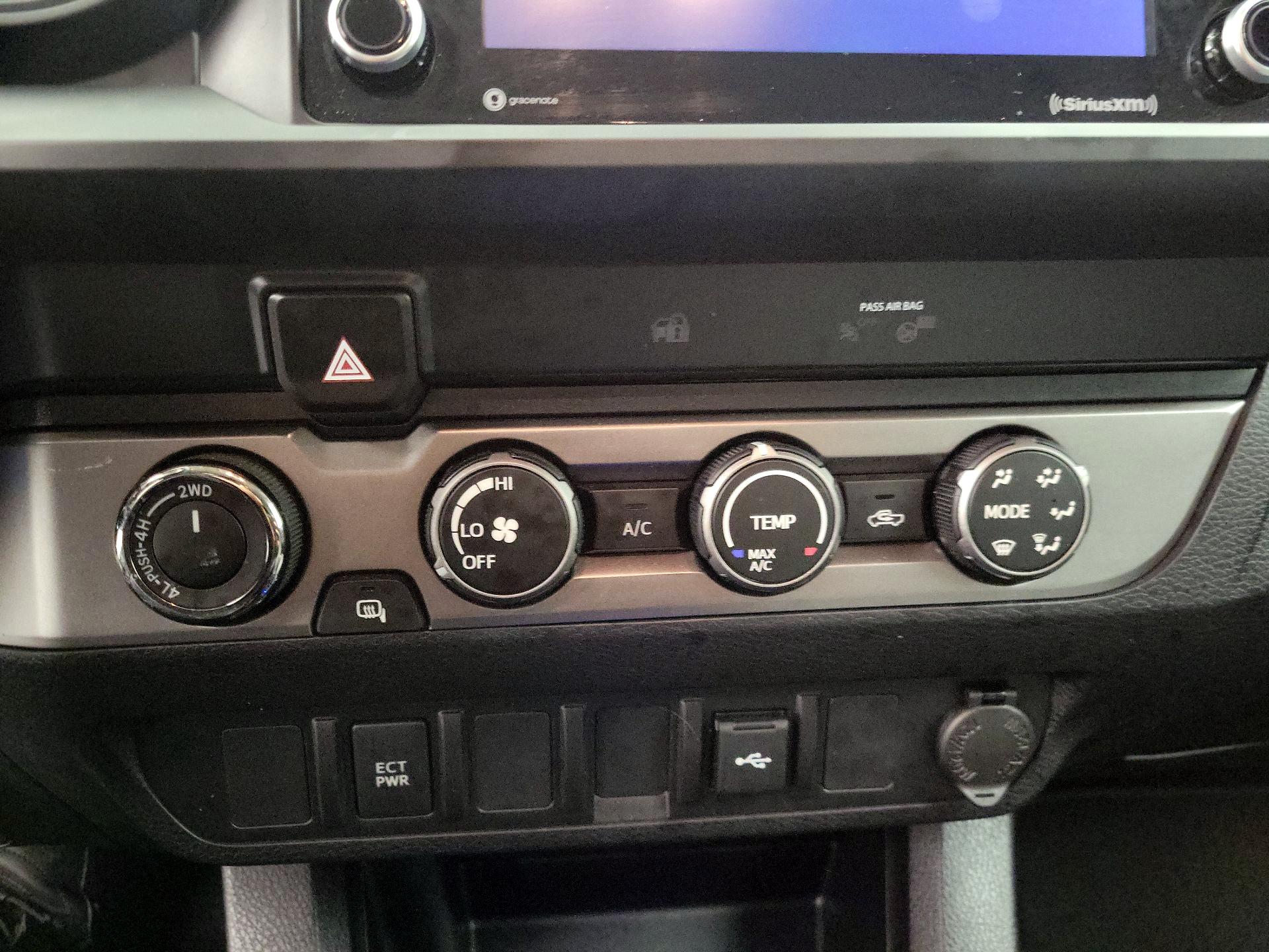 Thumbnail: 2022 Toyota Tacoma - 16