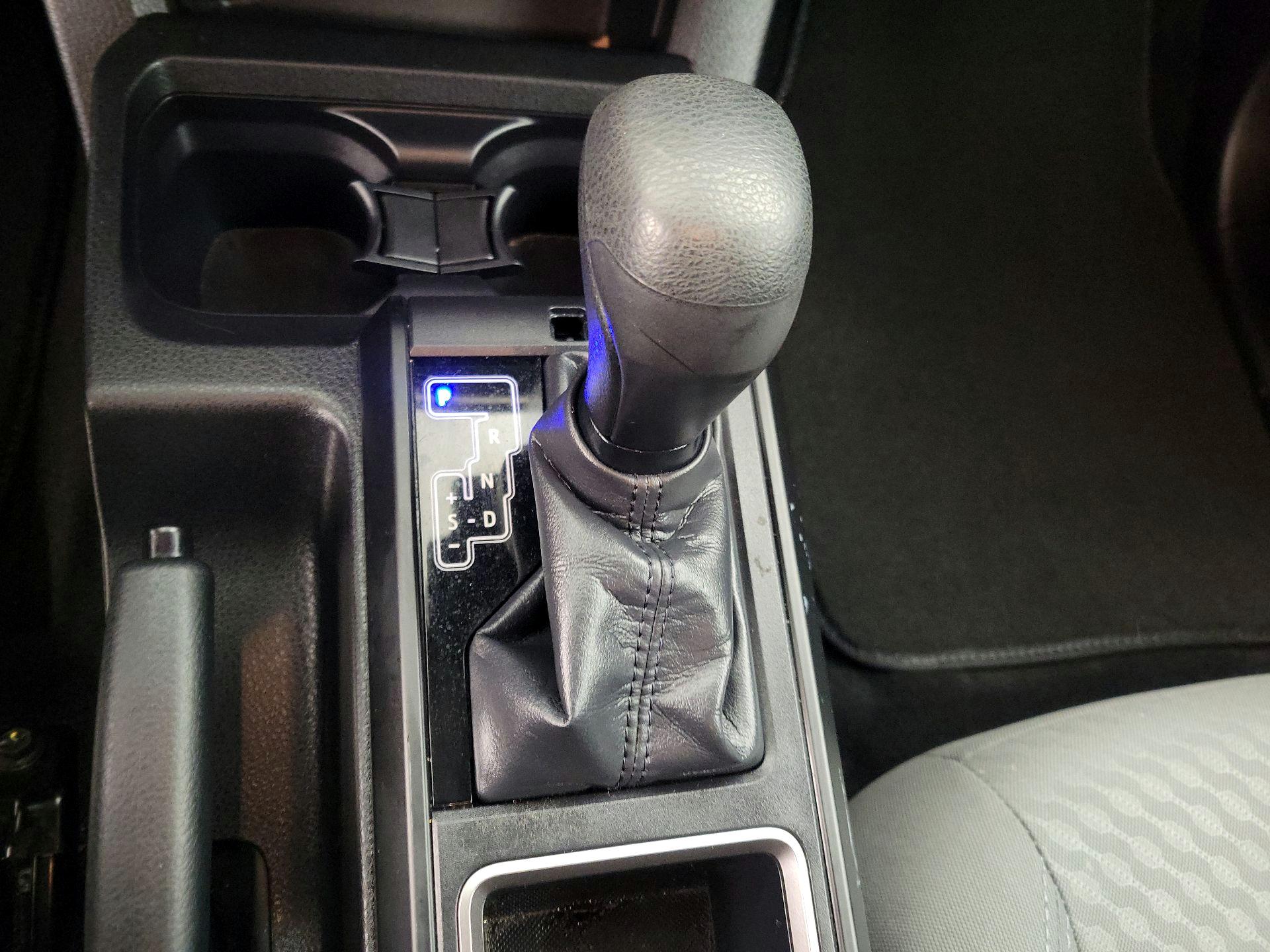 Thumbnail: 2022 Toyota Tacoma - 17