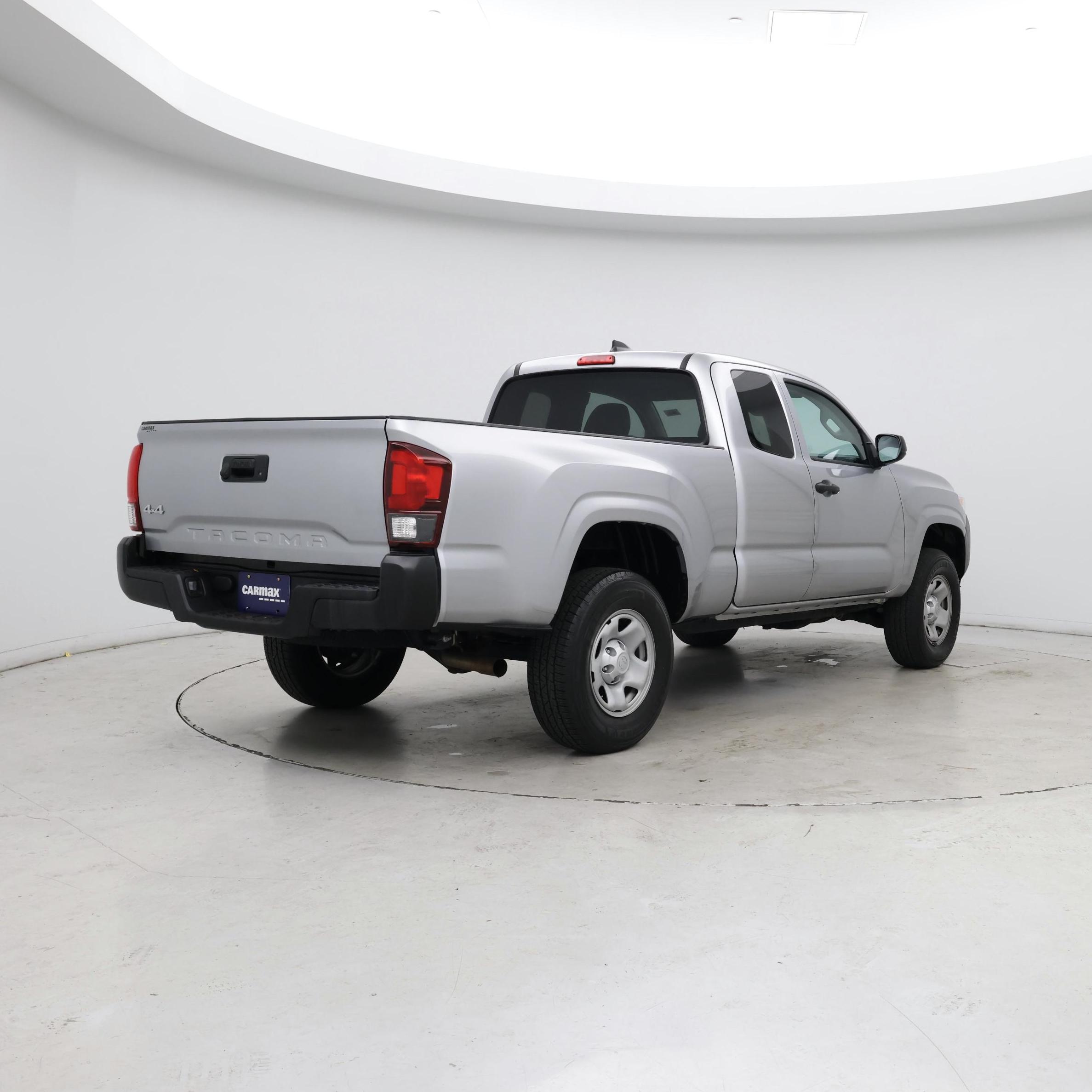 Thumbnail: 2022 Toyota Tacoma - 8