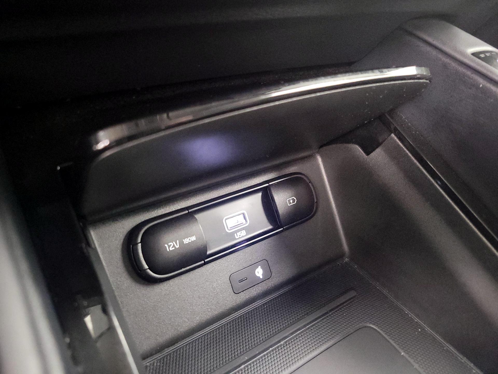 Thumbnail: 2022 Kia Telluride - 19