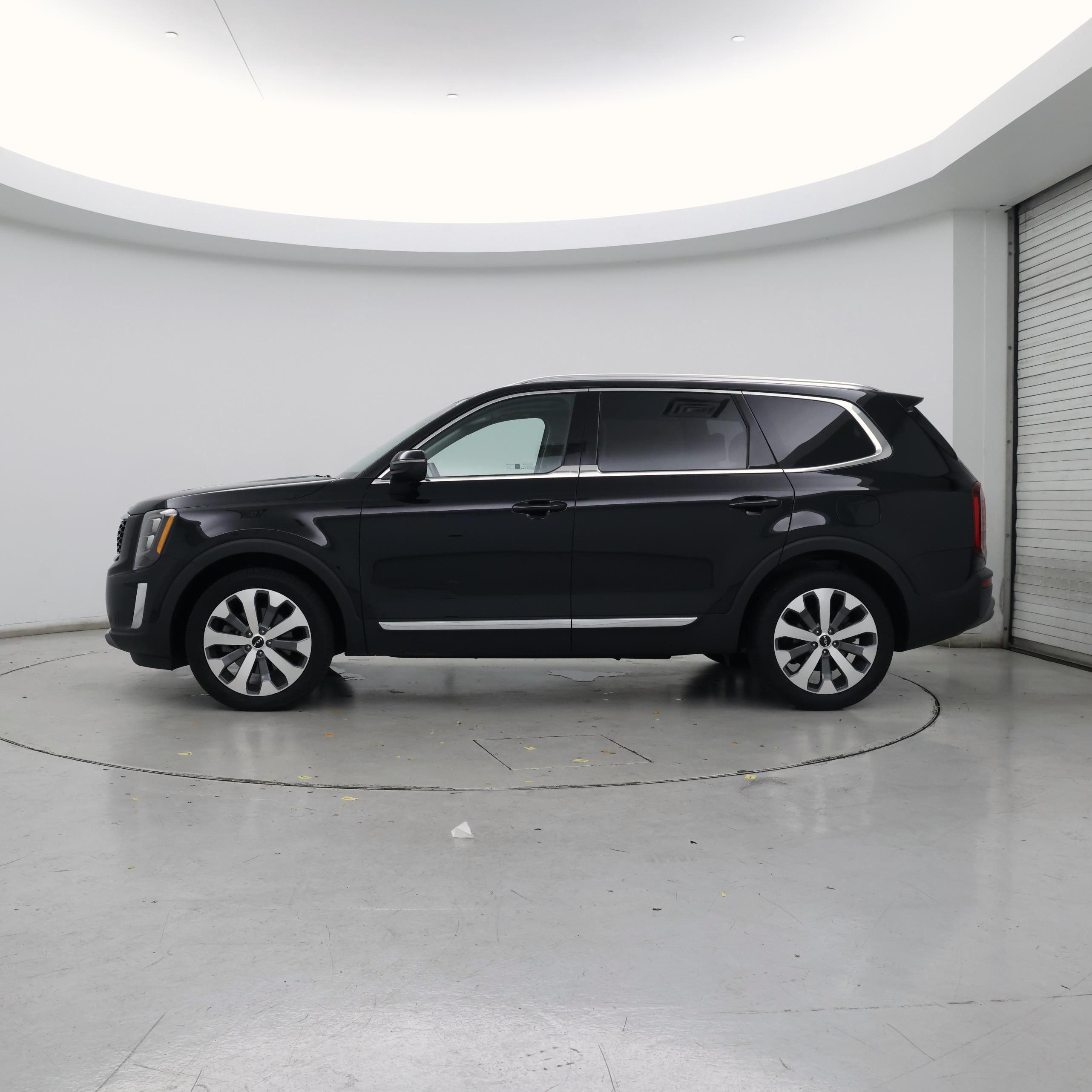 Thumbnail: 2022 Kia Telluride - 3