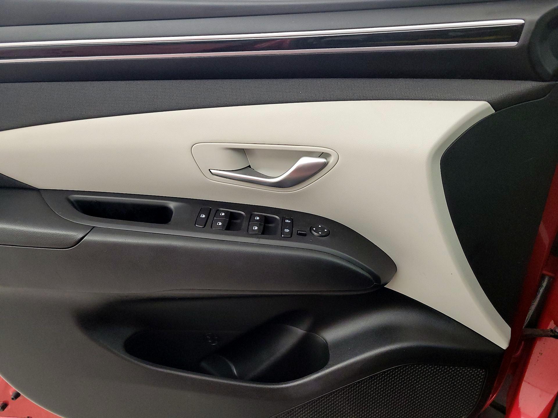 Thumbnail: 2023 Hyundai Tucson - 12