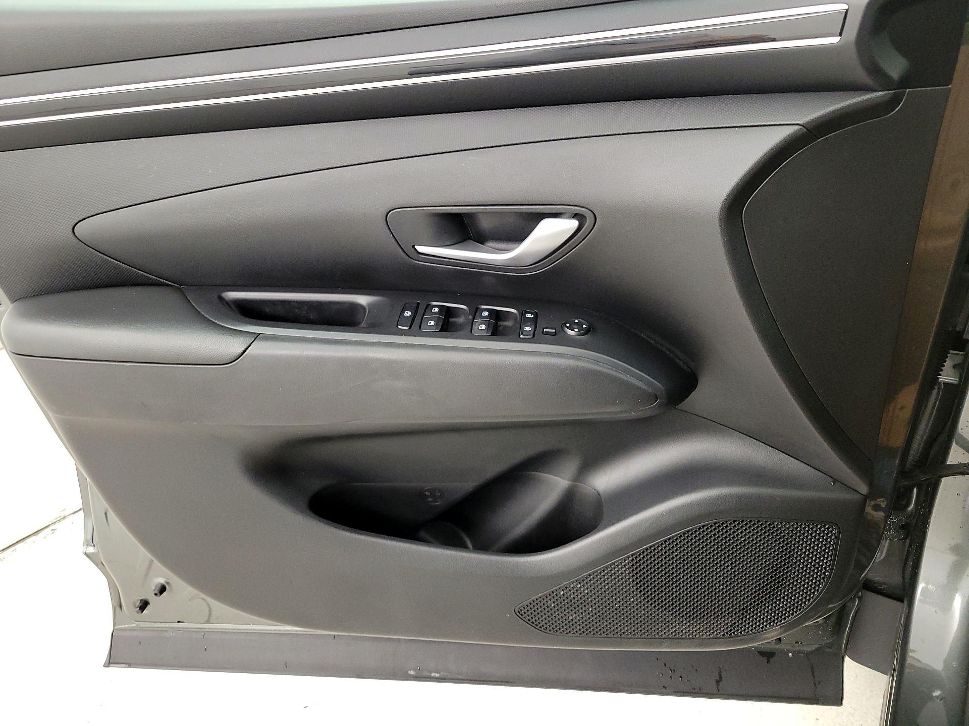 Thumbnail: 2023 Hyundai Tucson - 12