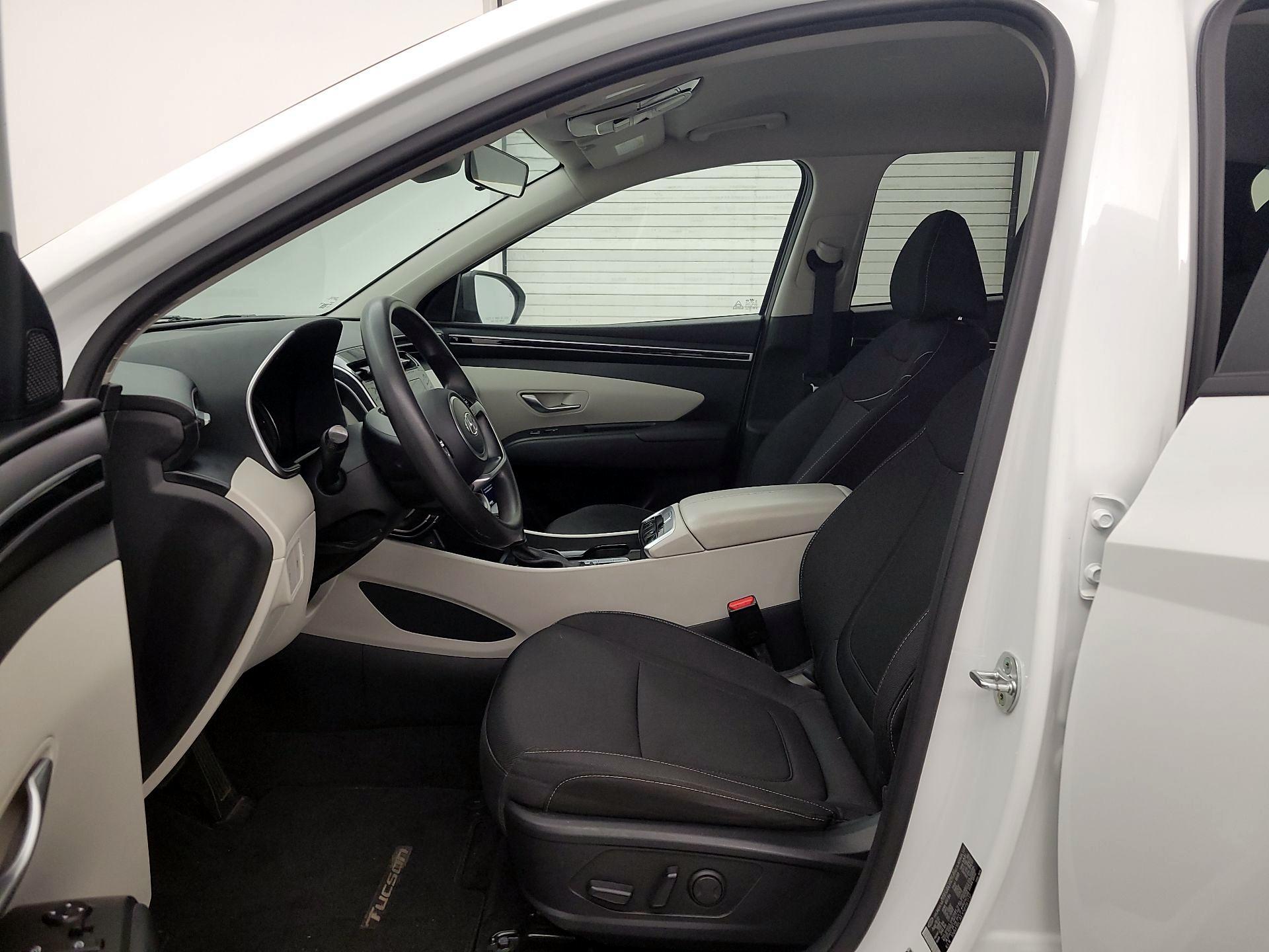 Thumbnail: 2022 Hyundai Tucson - 11