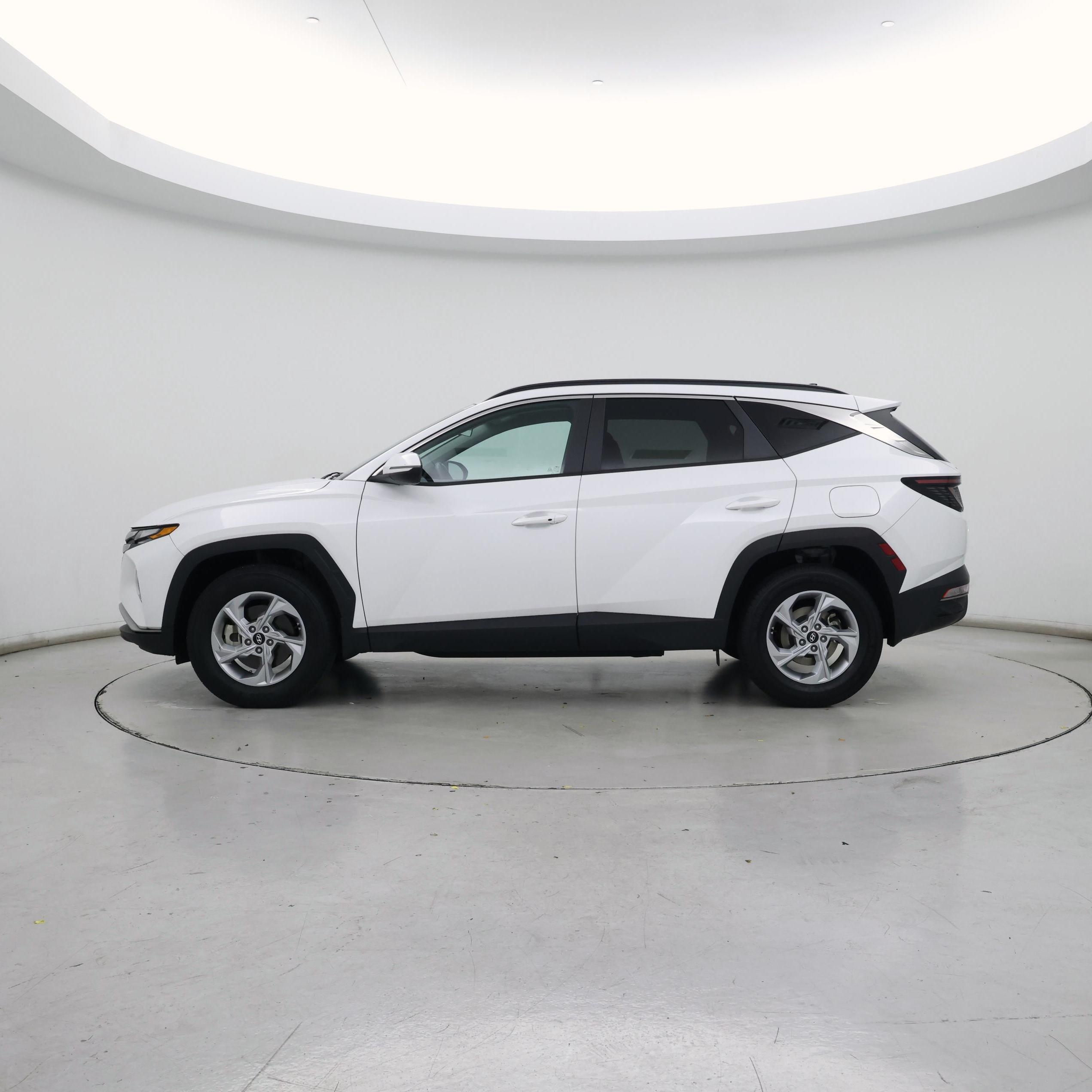 Thumbnail: 2022 Hyundai Tucson - 3