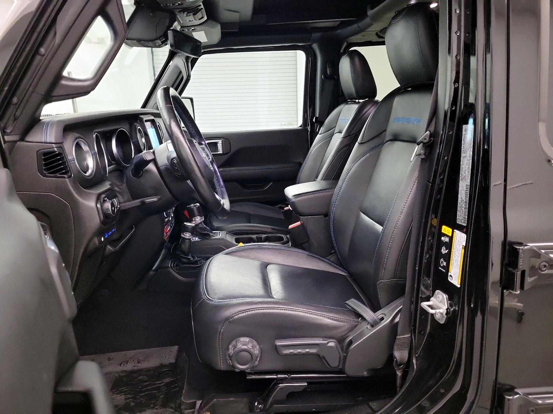 Thumbnail: 2021 Jeep Wrangler - 9