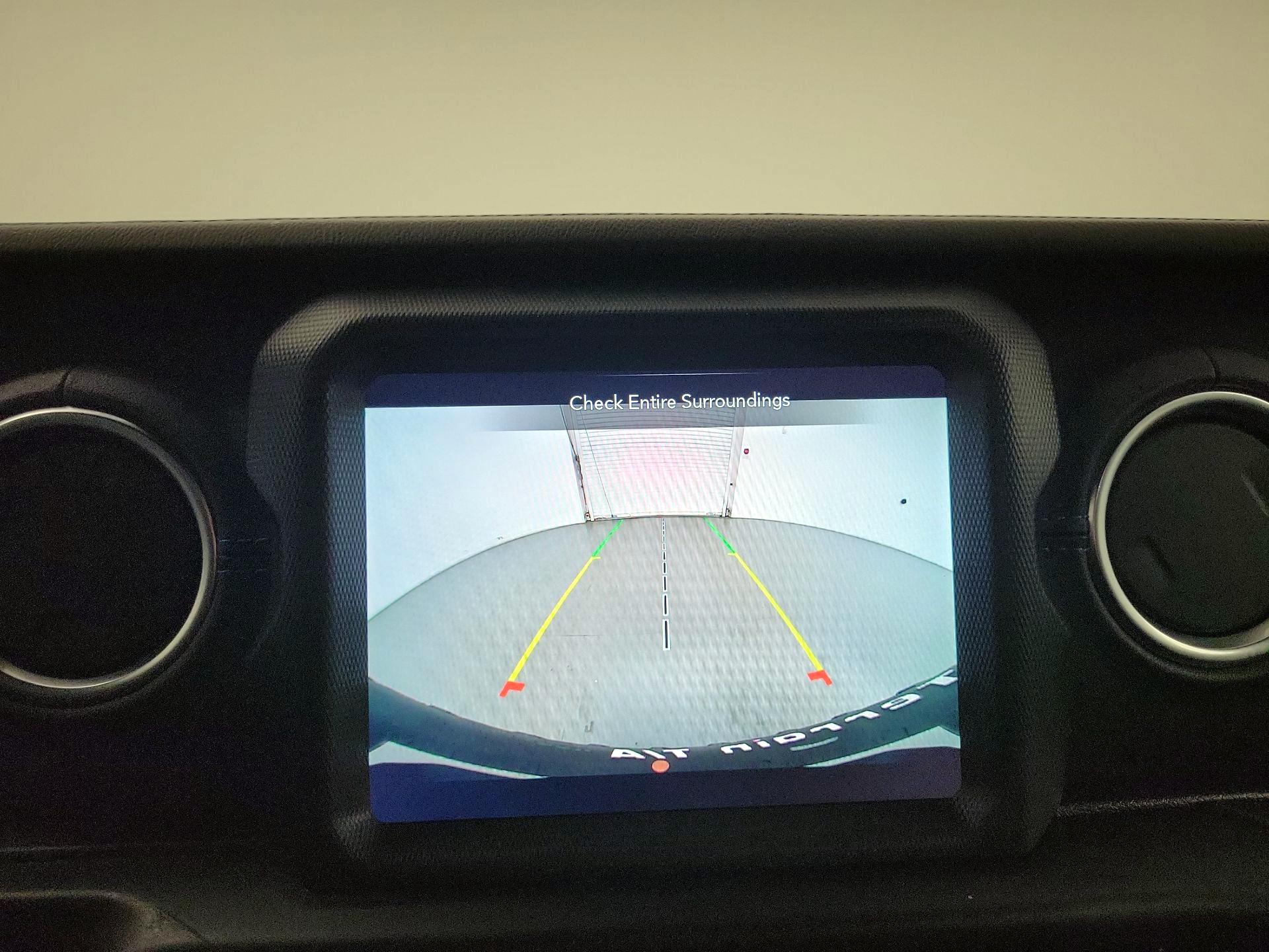 Thumbnail: 2021 Jeep Wrangler - 13