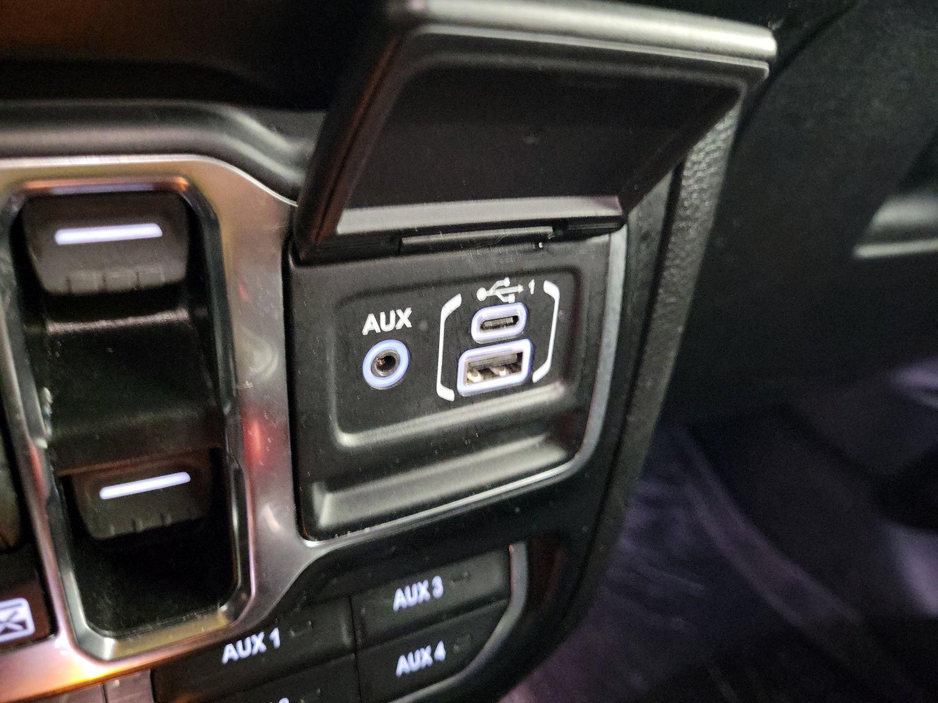 Thumbnail: 2021 Jeep Wrangler - 17