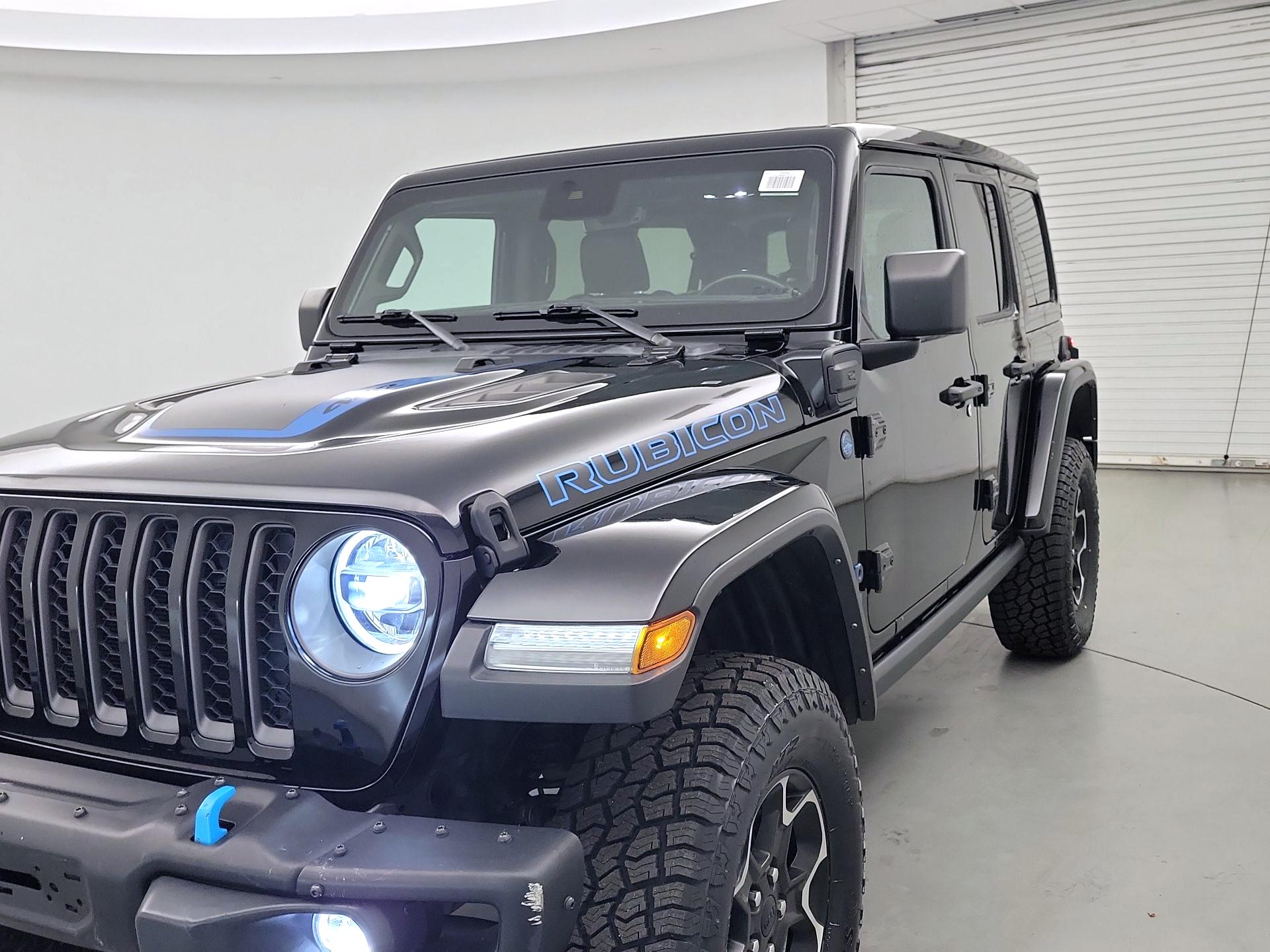 Thumbnail: 2021 Jeep Wrangler - 3