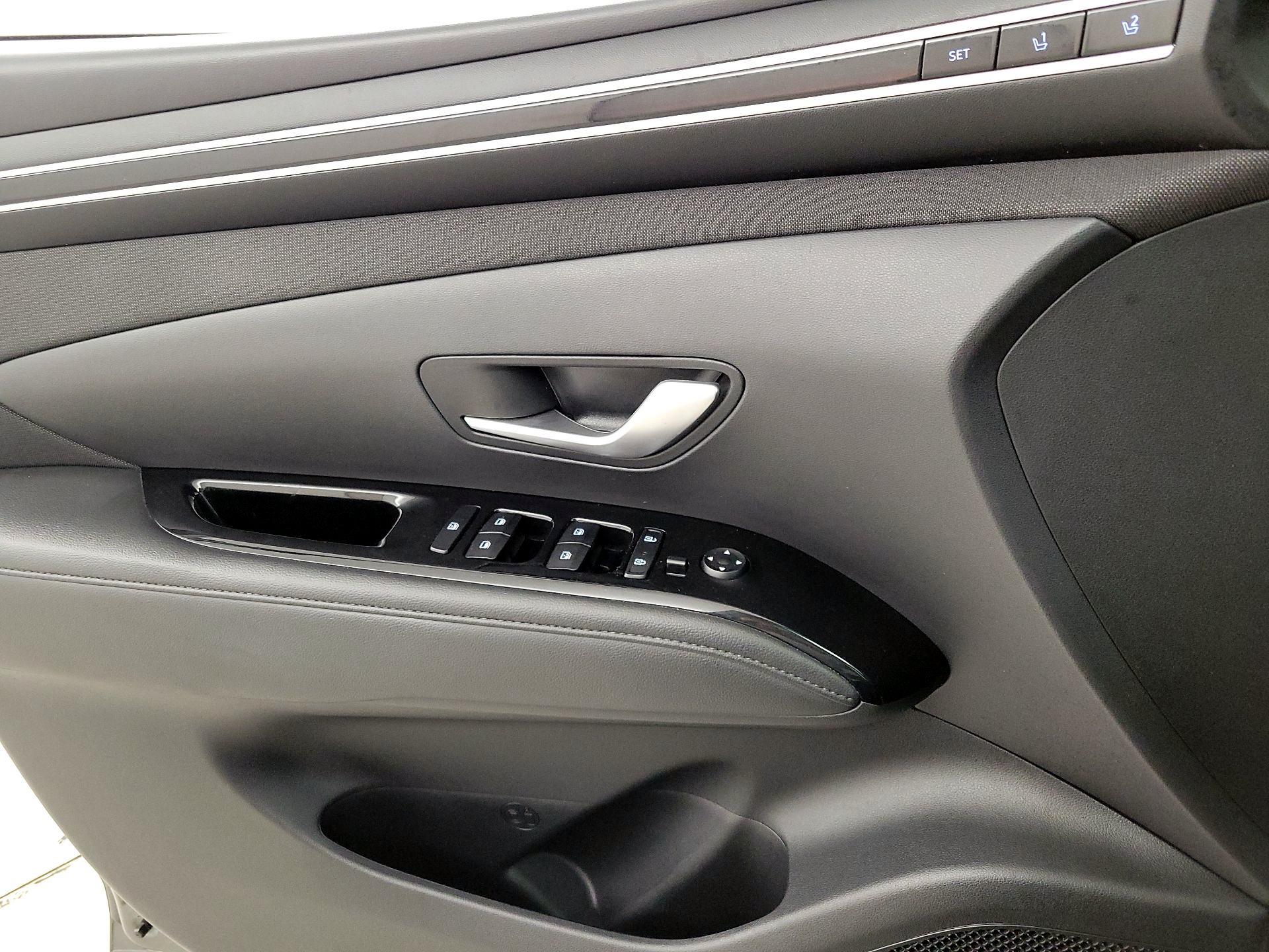 Thumbnail: 2023 Hyundai Tucson - 12