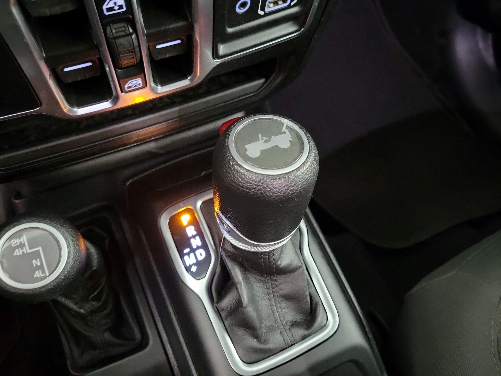 Thumbnail: 2021 Jeep Wrangler - 15