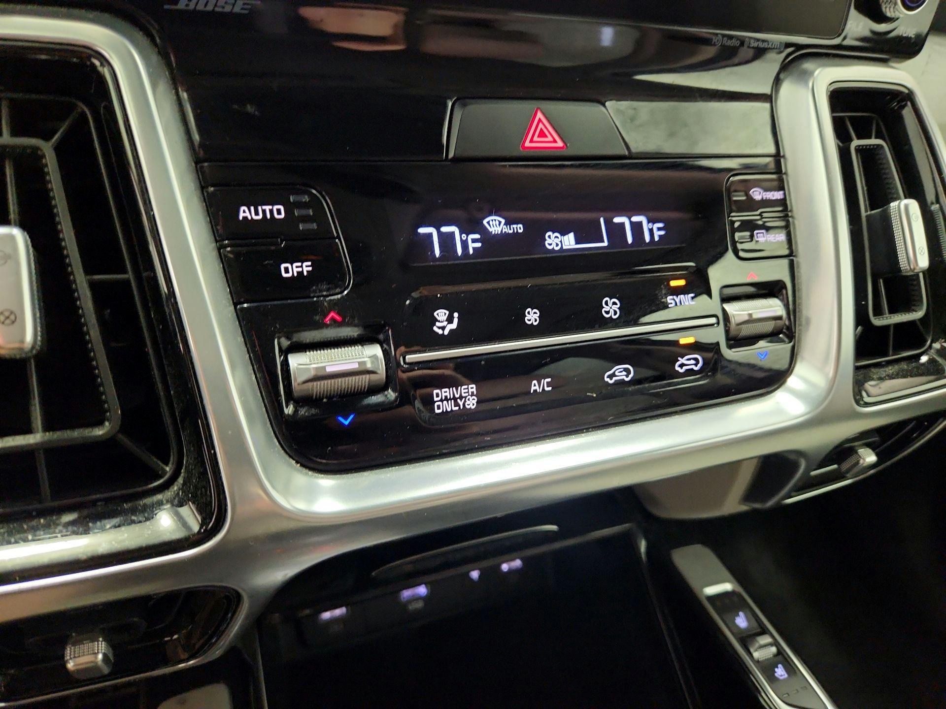 Thumbnail: 2023 Kia Sorento - 14