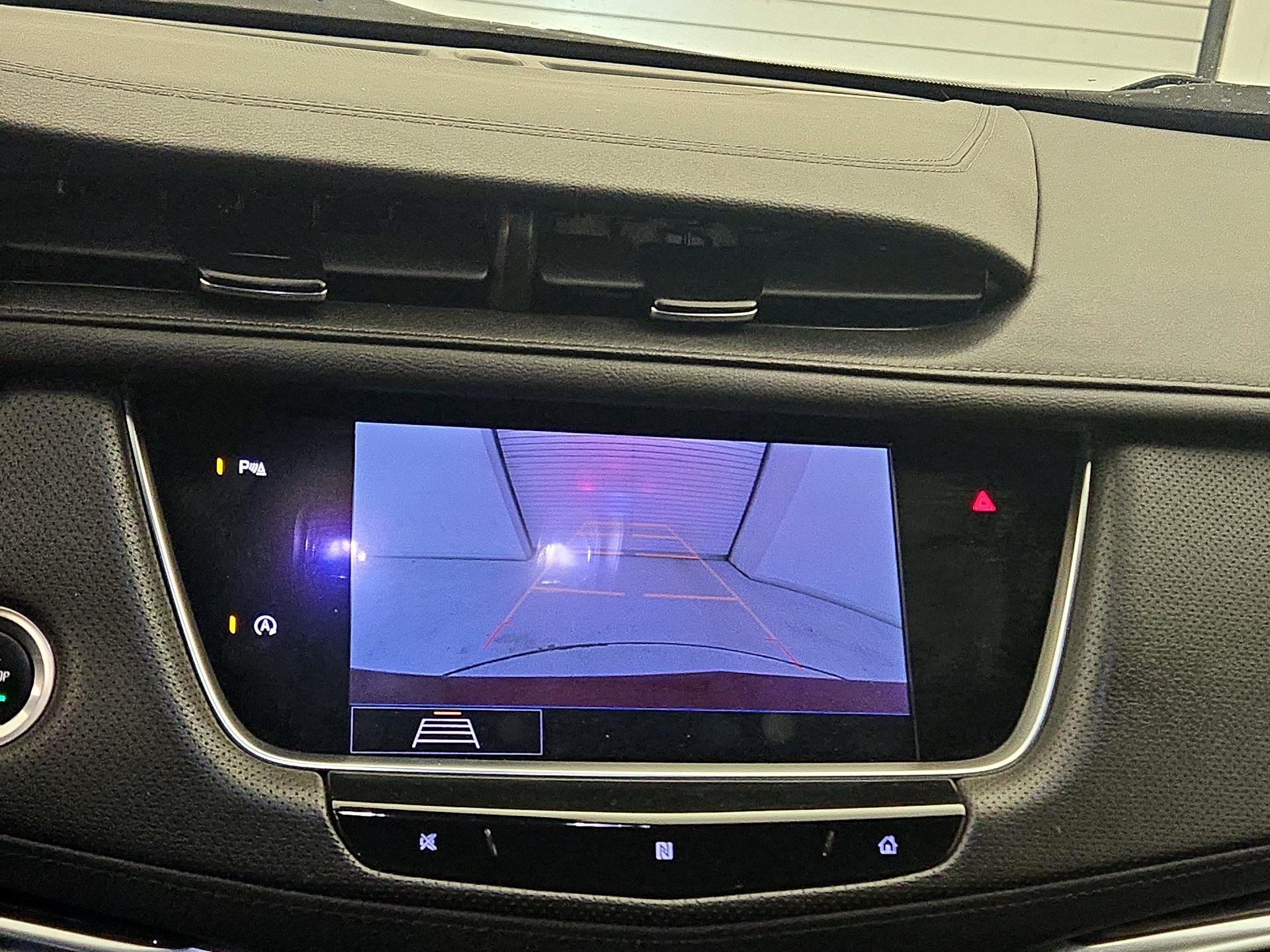 Thumbnail: 2020 Cadillac XT5 - 15