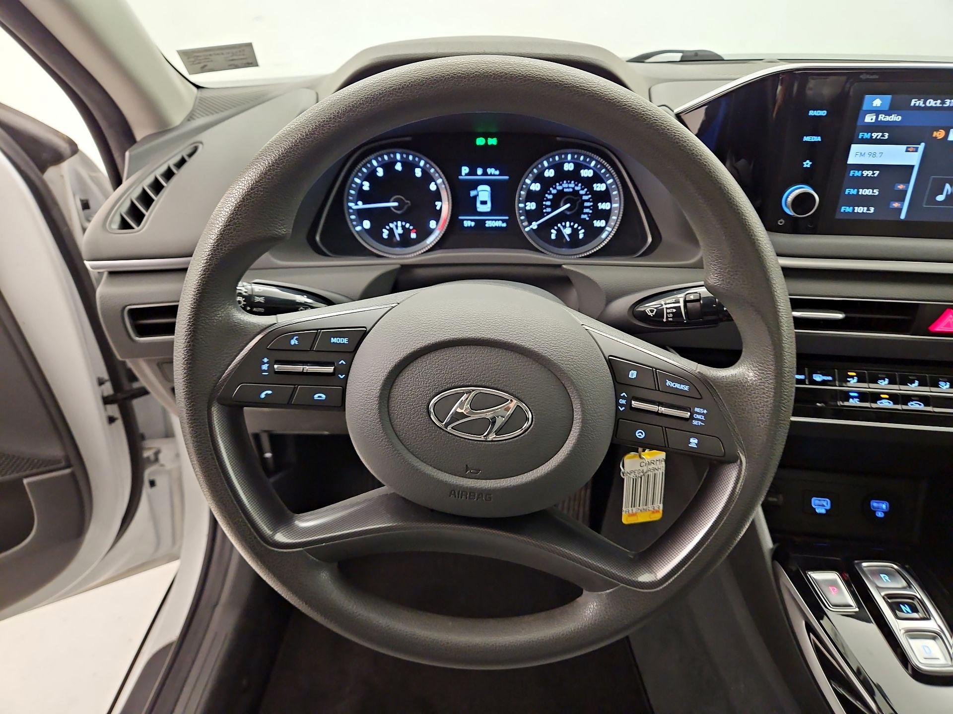 Thumbnail: 2022 Hyundai Sonata - 10