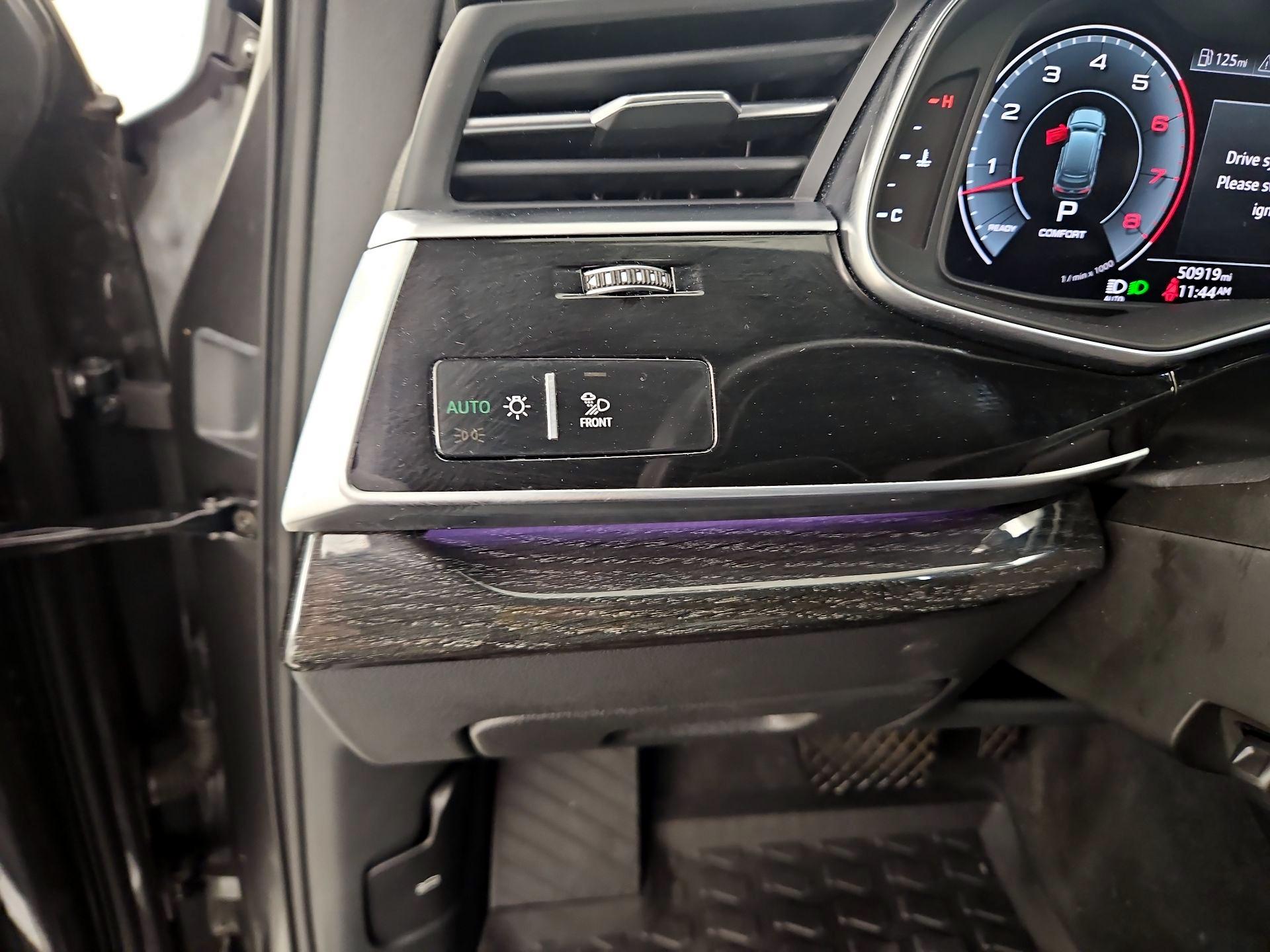 Thumbnail: 2021 Audi Q7 - 13