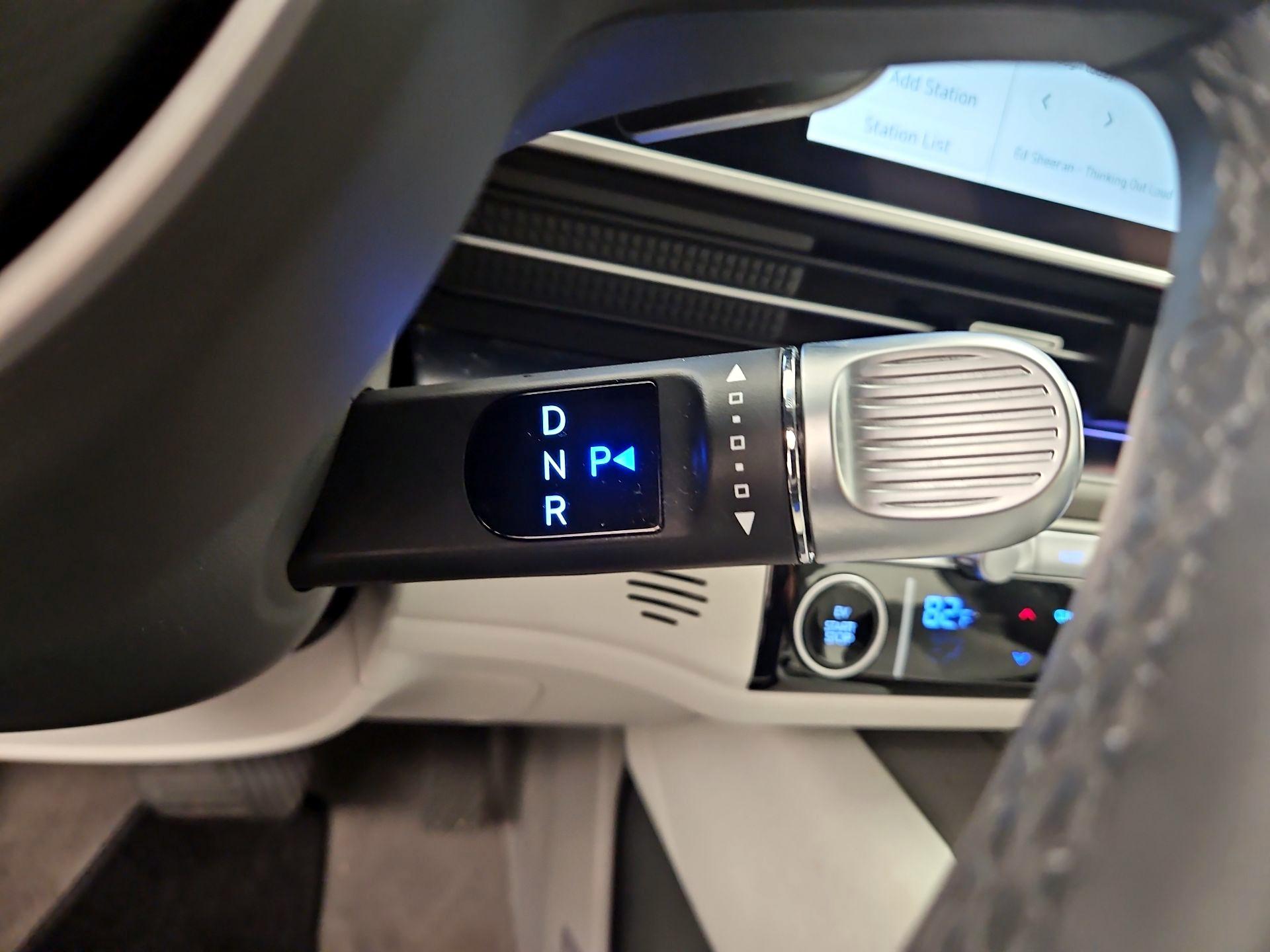 Thumbnail: 2023 Hyundai Ioniq 6 - 18