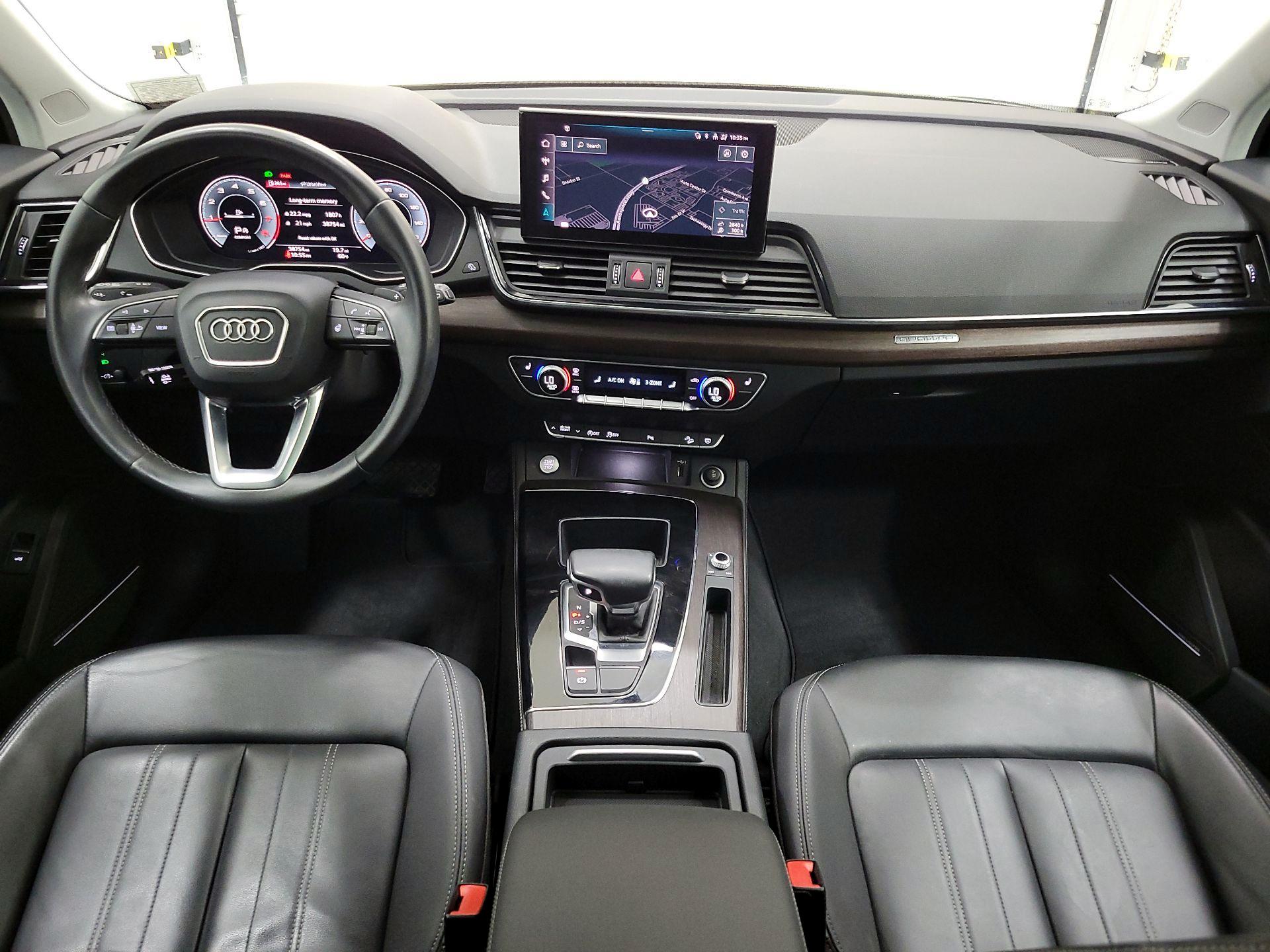 Thumbnail: 2022 Audi Q5 - 9