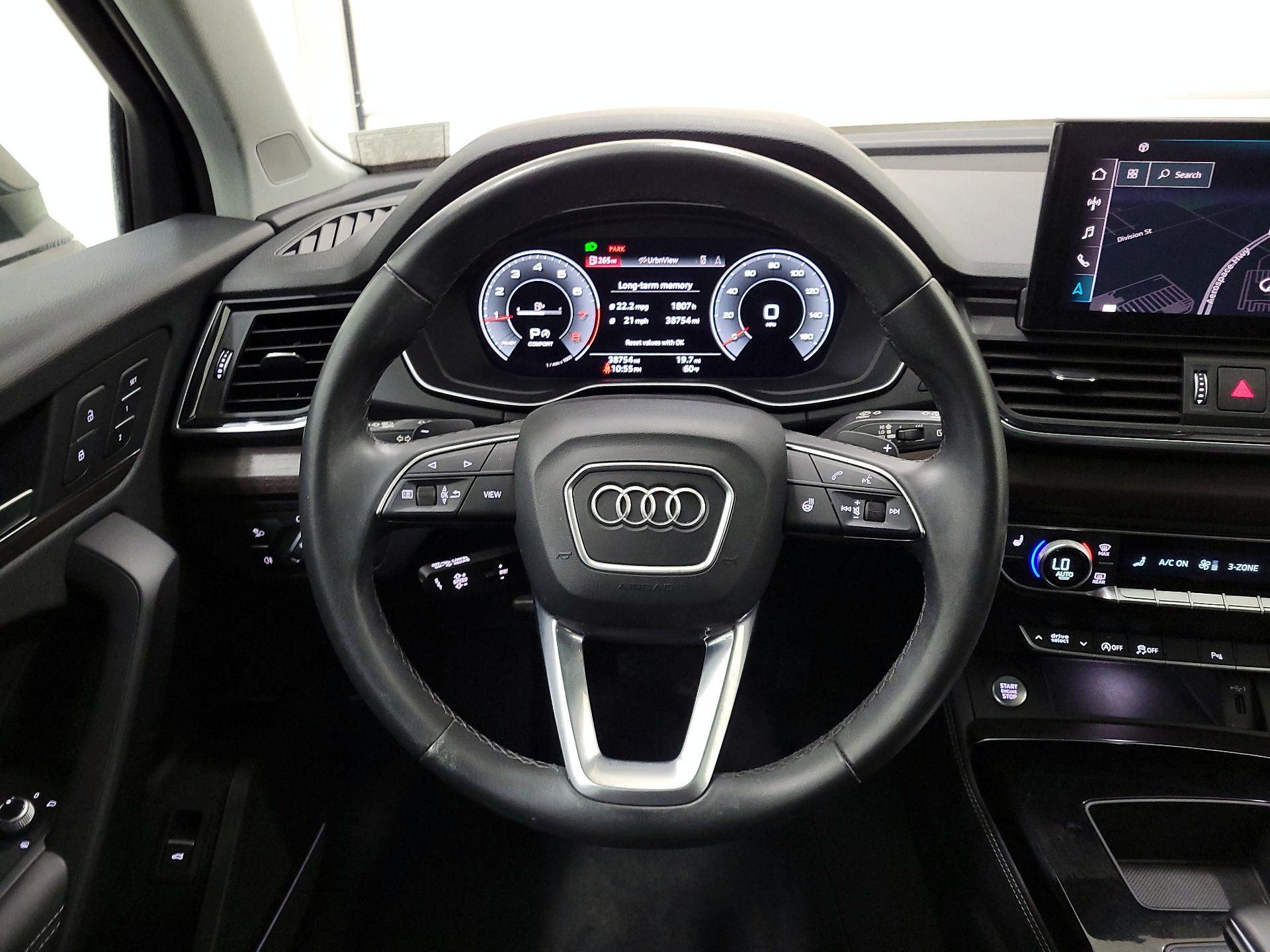 Thumbnail: 2022 Audi Q5 - 10