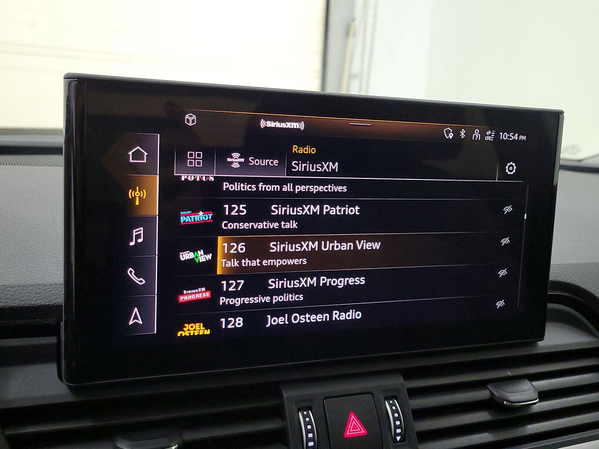 Thumbnail: 2022 Audi Q5 - 16